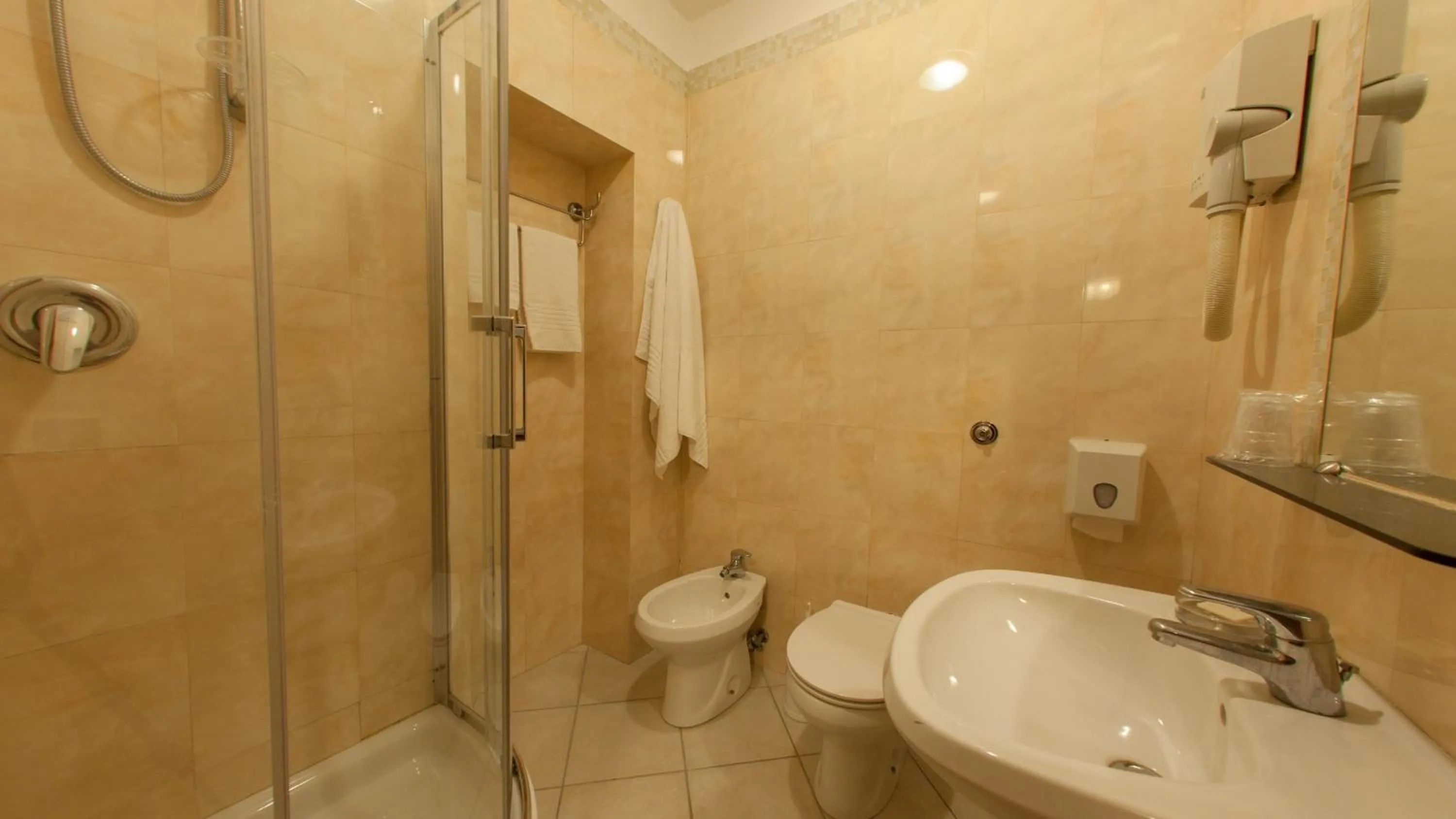 Bathroom in Dama Private Rooms