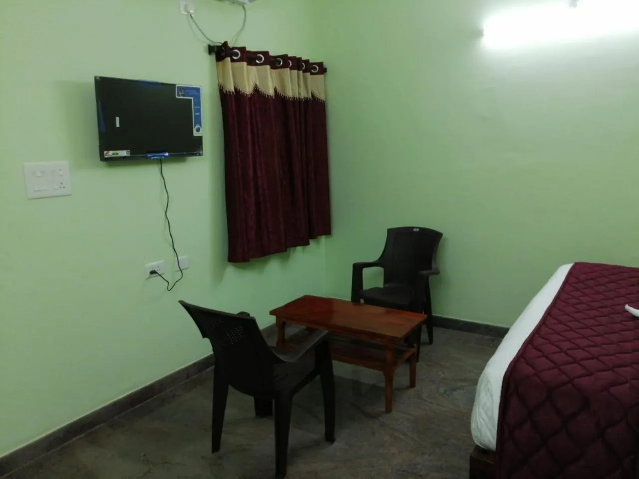 TV and multimedia, Bed in Le Springlynn Residency