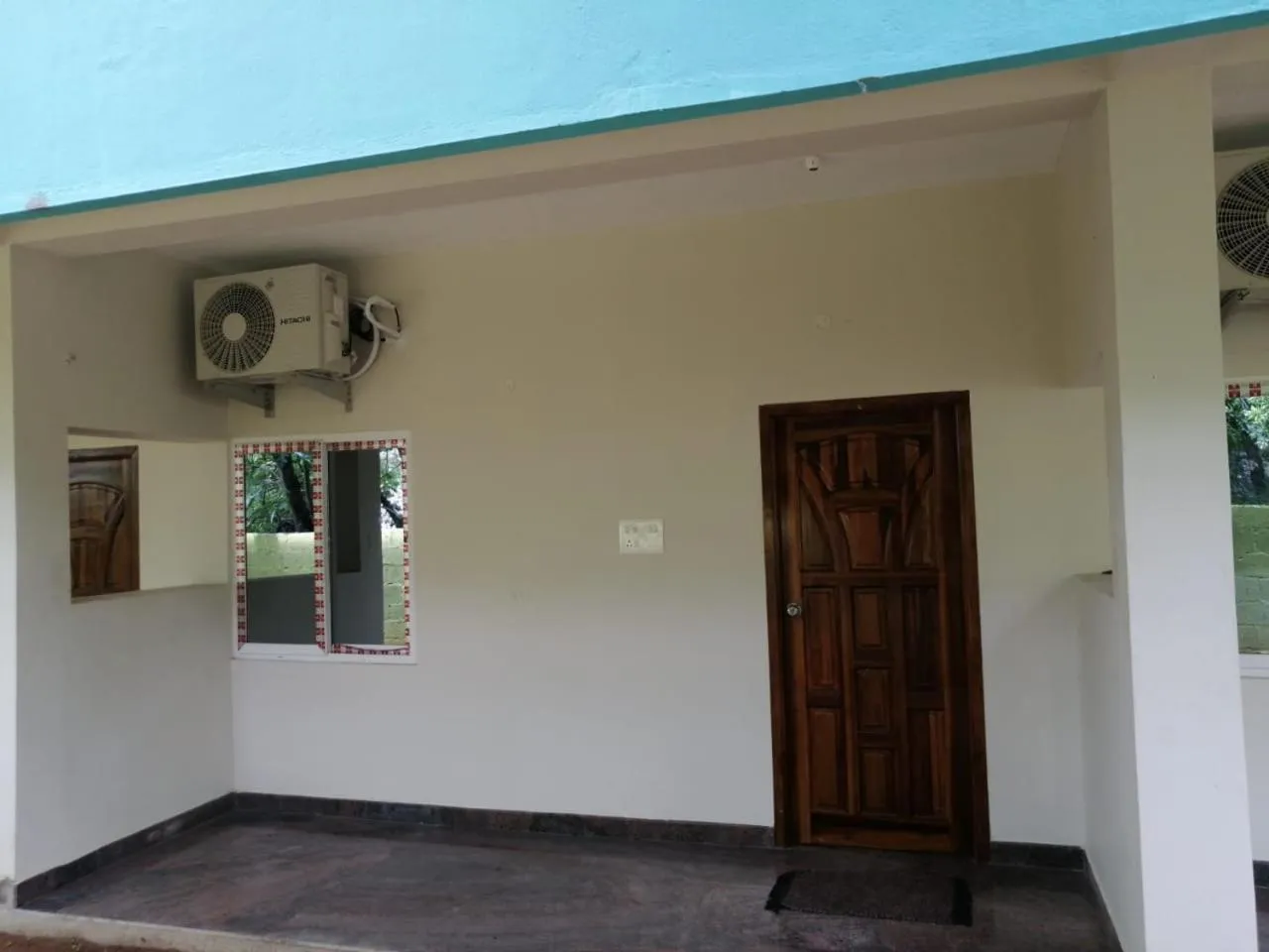 Facade/entrance in Le Springlynn Residency