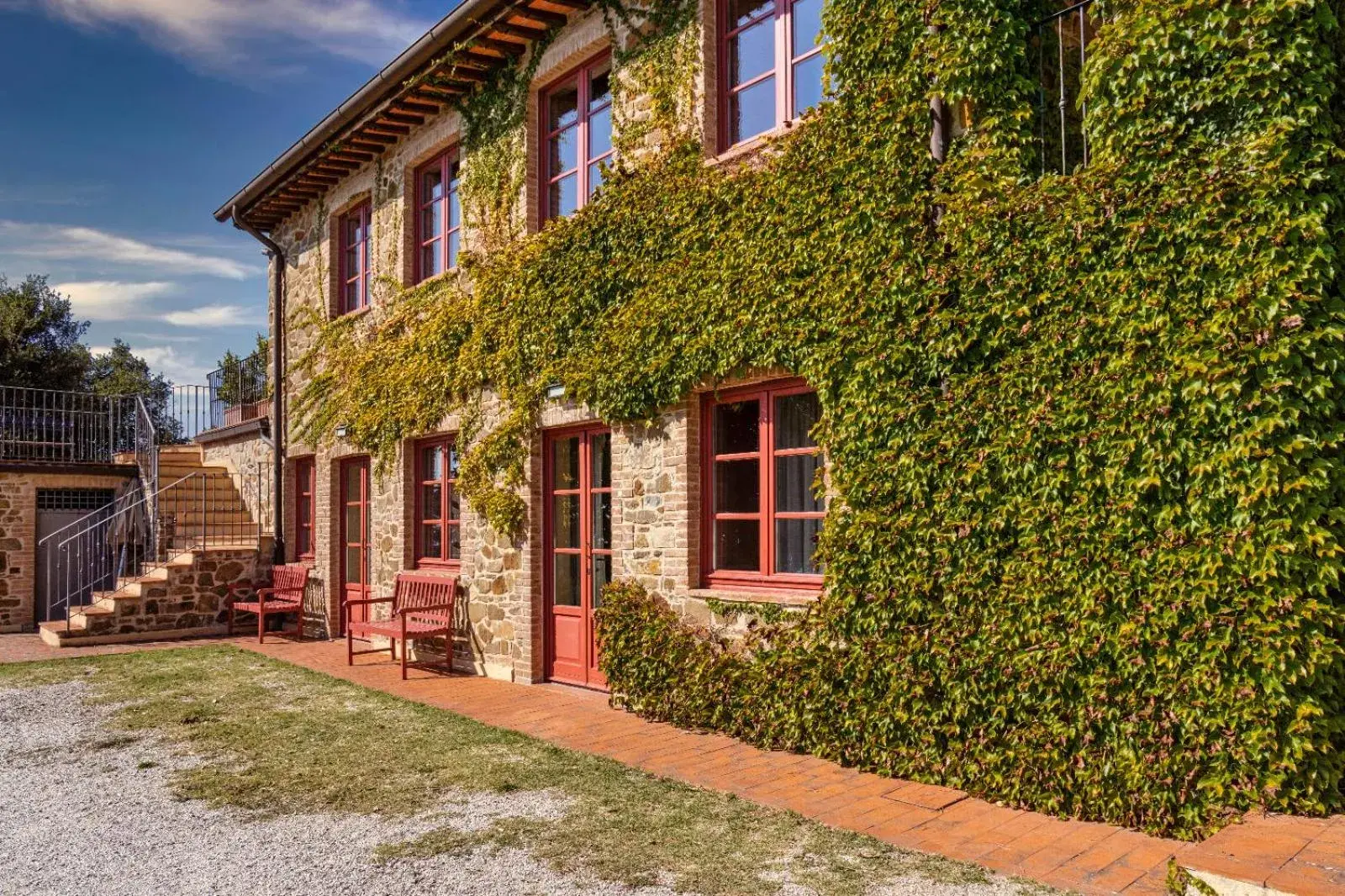 Deluxe Apartment in Le Ragnaie Deluxe Apartment in Le Ragnaie