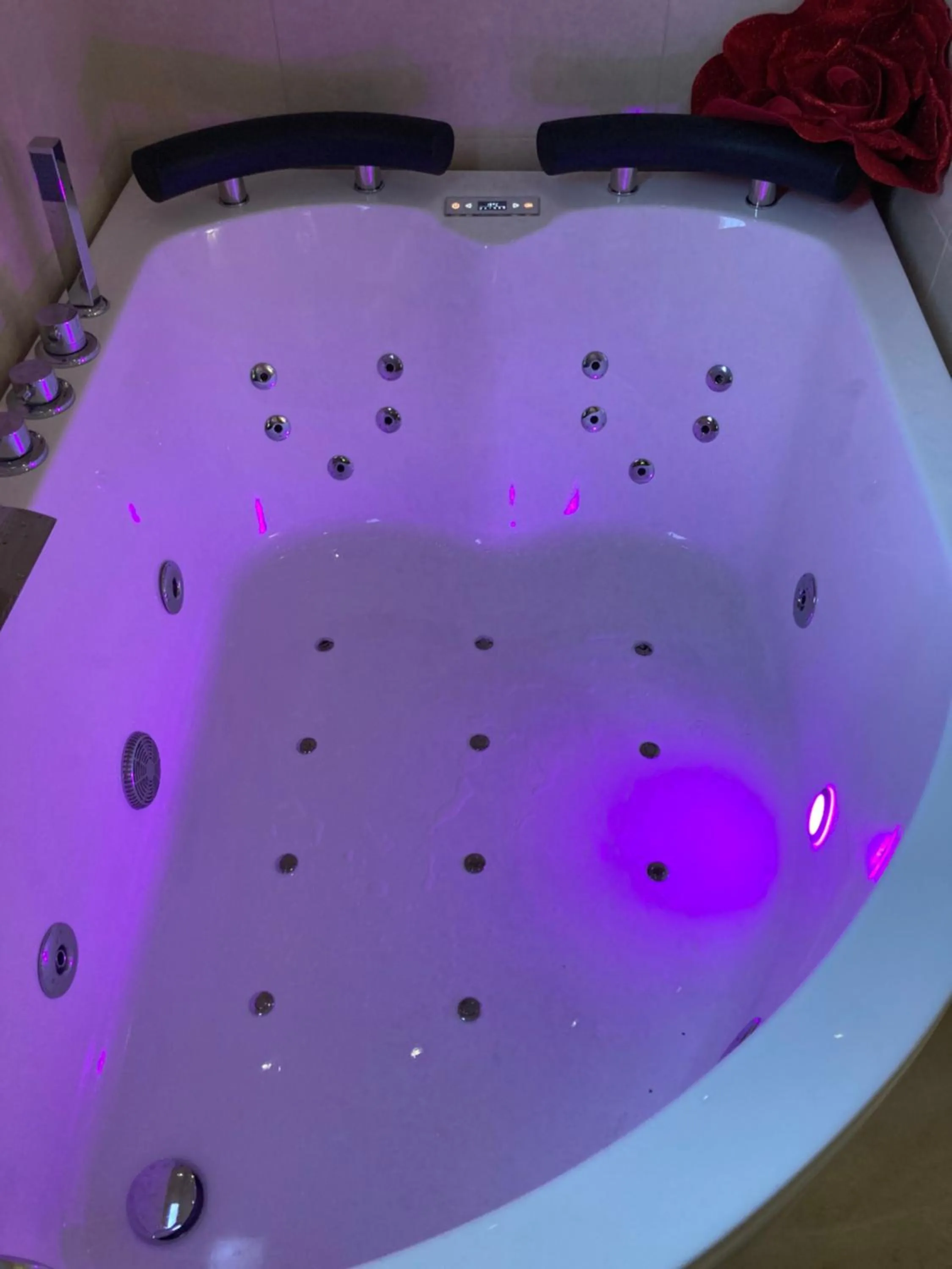 B&B LA REGGIA DI RIHANNA spa