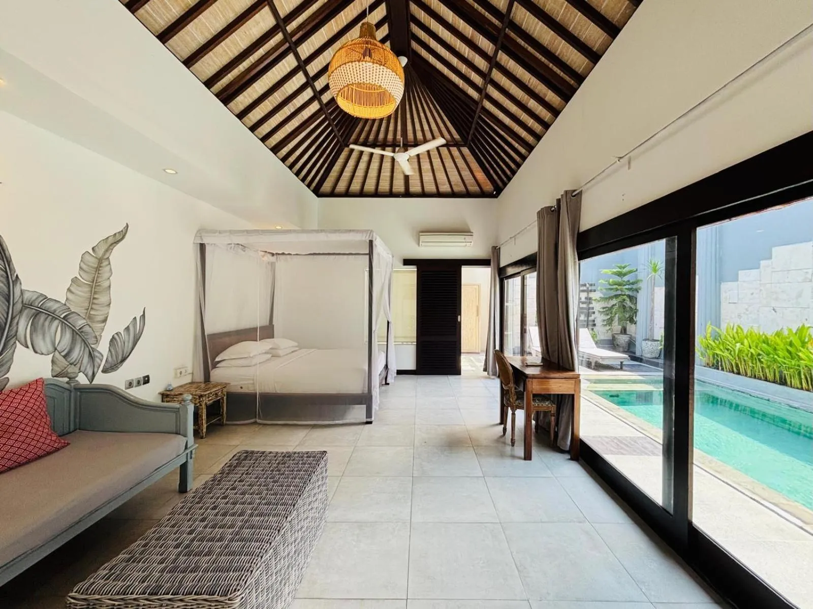 Zoe Villa Canggu Bali
