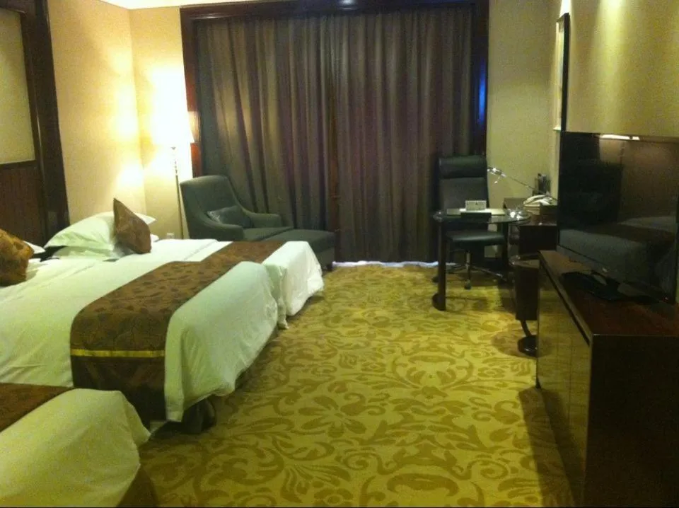 Photo of the whole room, Bed in Ramada Changzhou