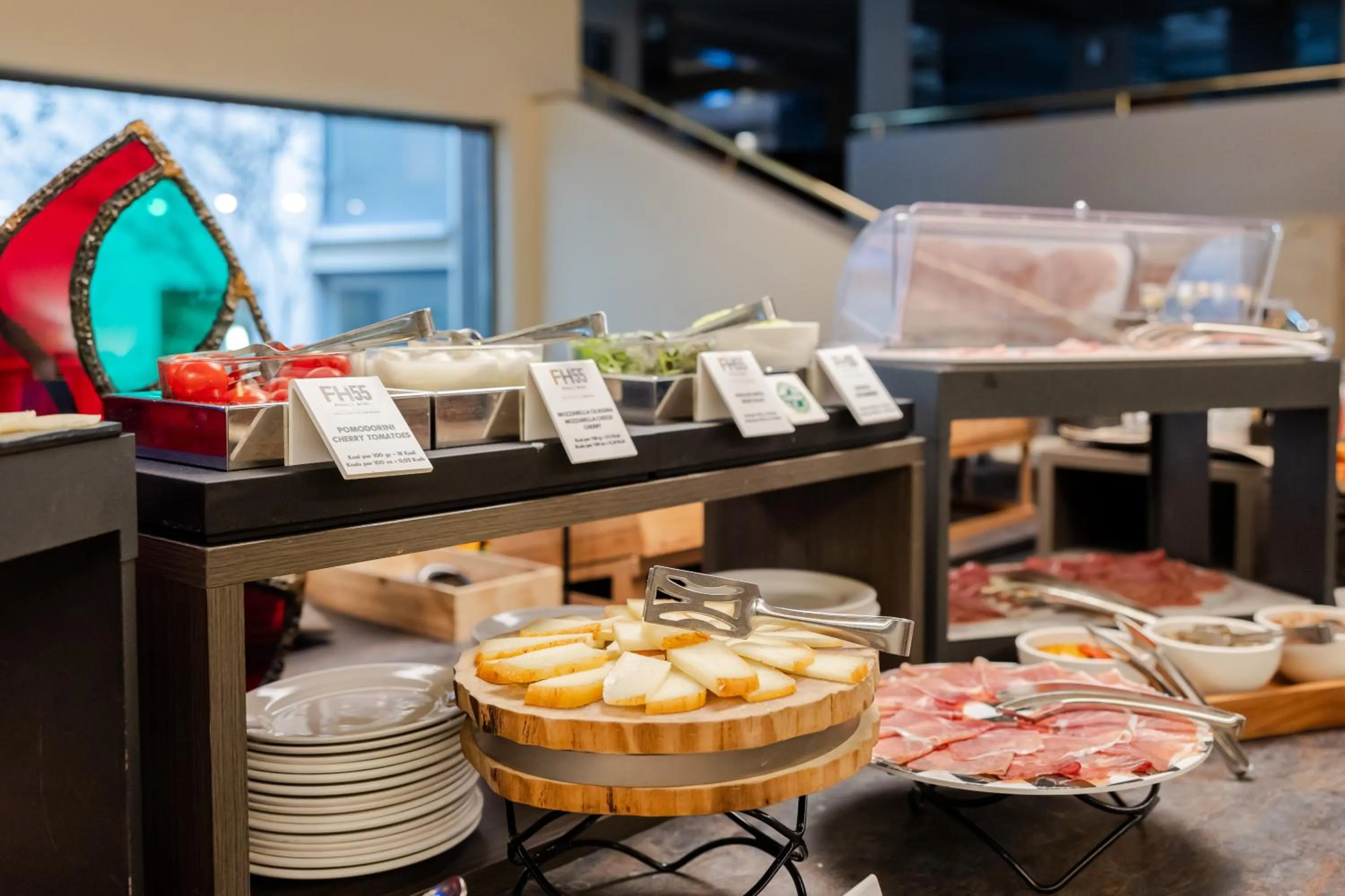 Food and drinks in FH55 Grand Hotel Mediterraneo