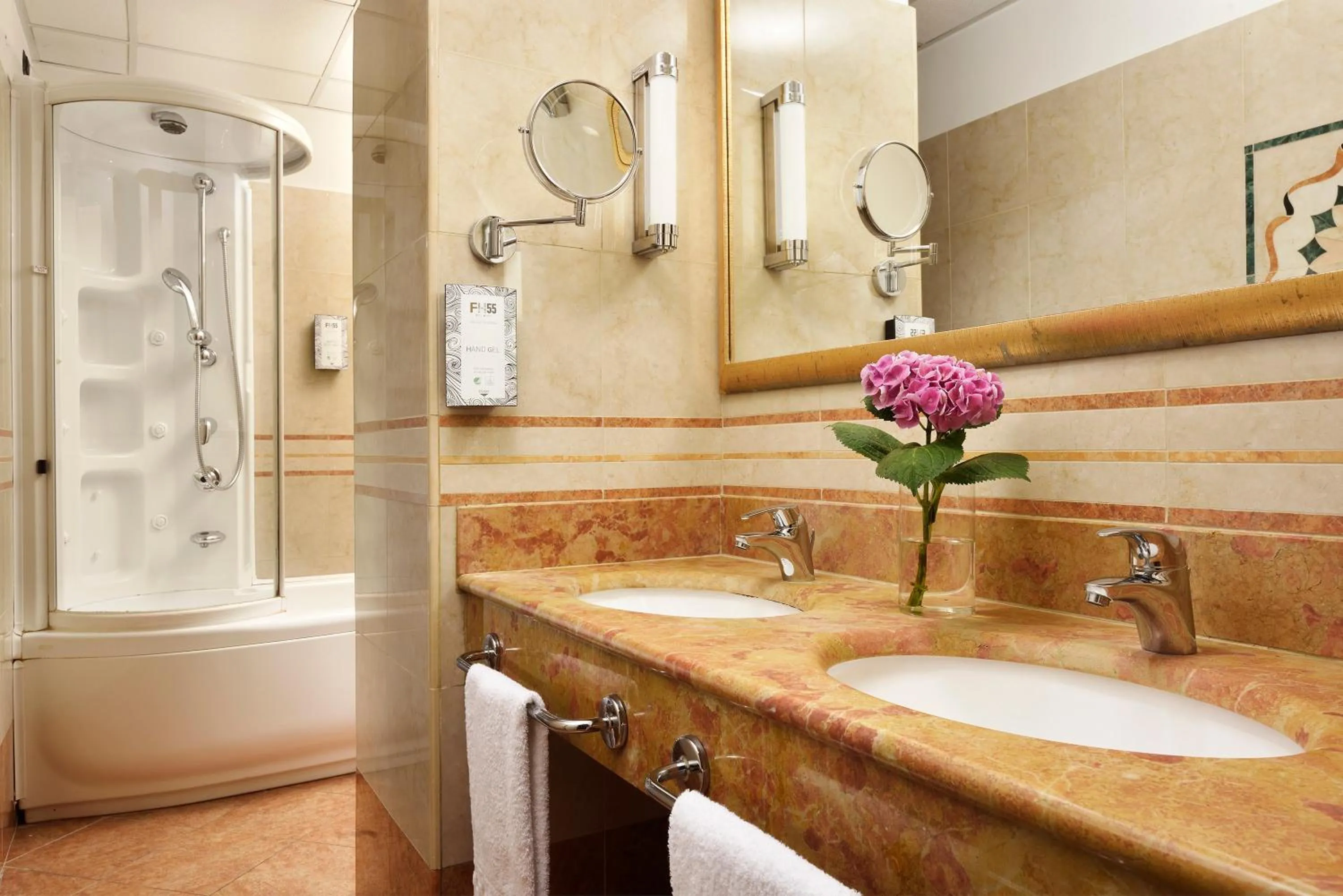 Bathroom in FH55 Grand Hotel Mediterraneo