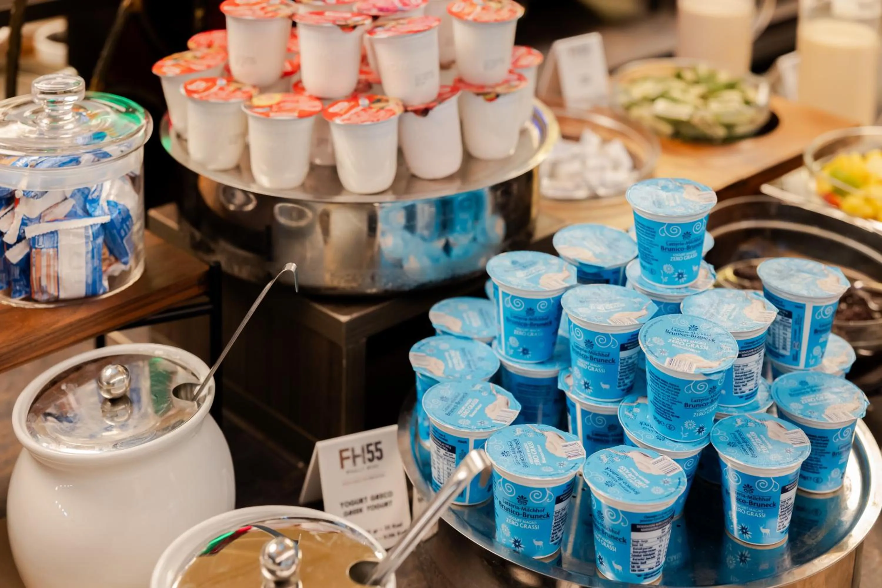 Buffet breakfast in FH55 Grand Hotel Mediterraneo