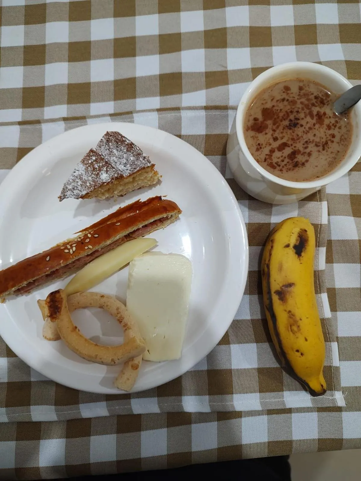 Breakfast in Santiago Palace Hotel