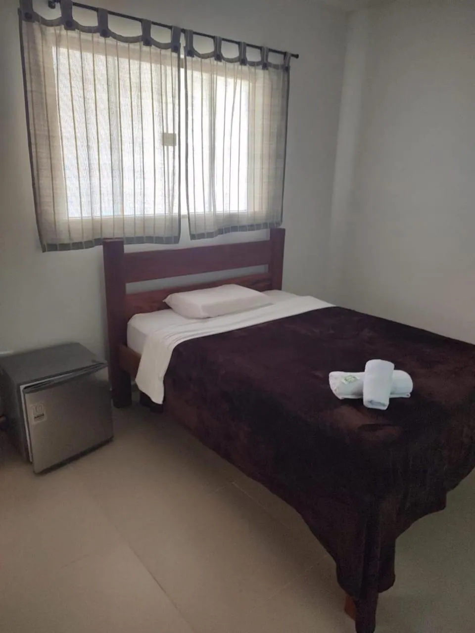 Photo of the whole room, Bed in Santiago Palace Hotel