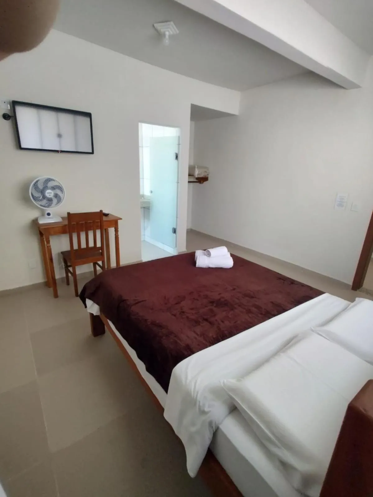 Photo of the whole room, Bed in Santiago Palace Hotel