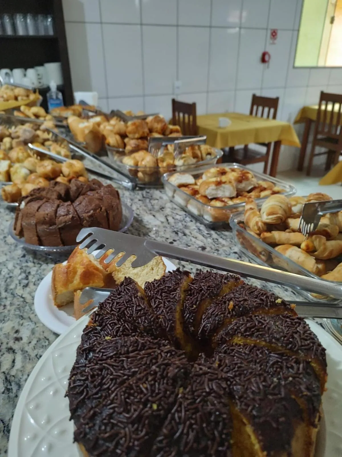 Buffet breakfast in Santiago Palace Hotel