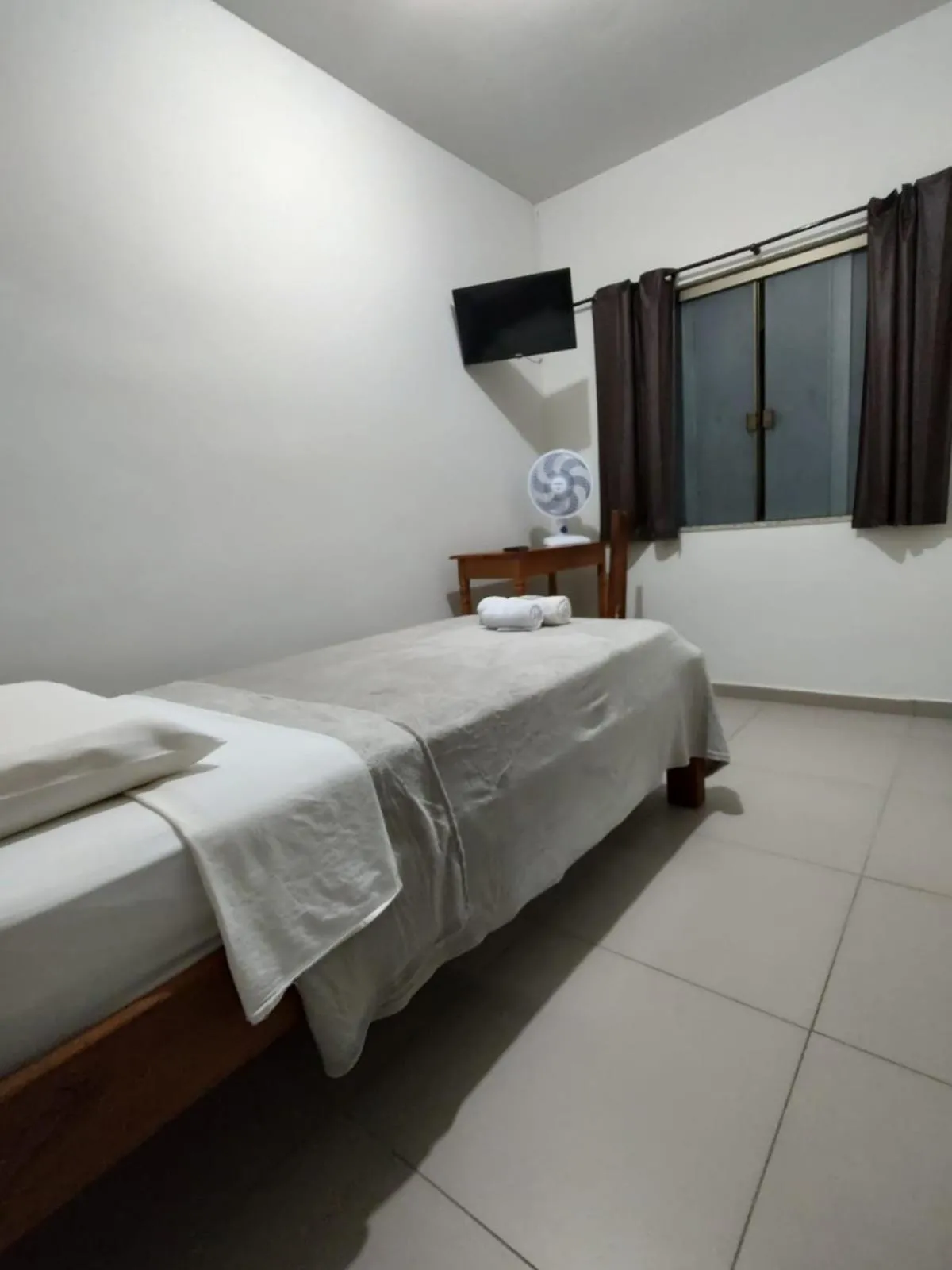 Bed in Santiago Palace Hotel