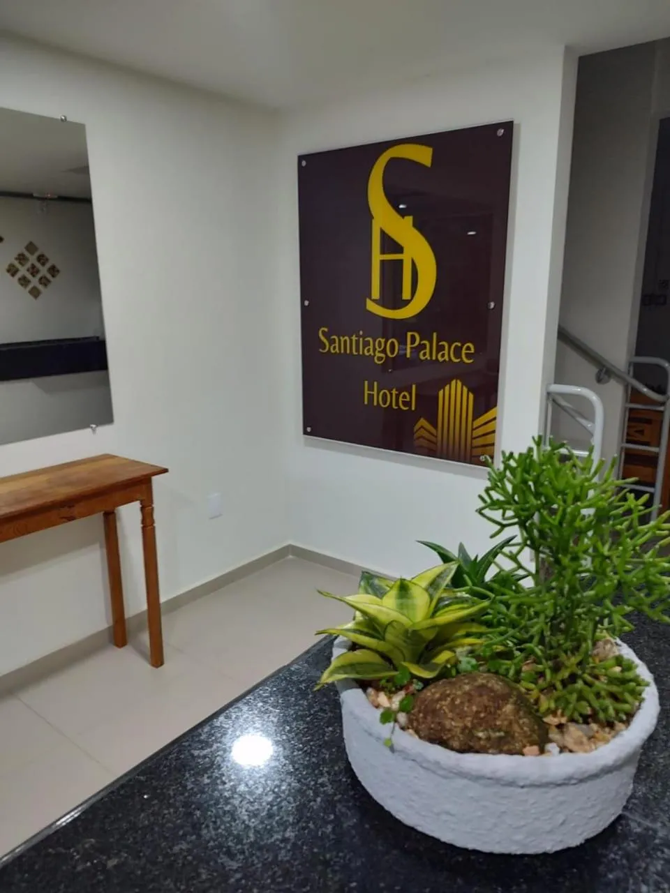 Logo/Certificate/Sign in Santiago Palace Hotel
