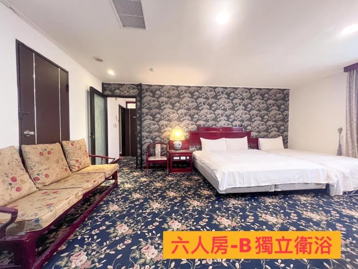 Kiwi Hotel MRT Wenxin Branch (Feng Chia Branch 1)