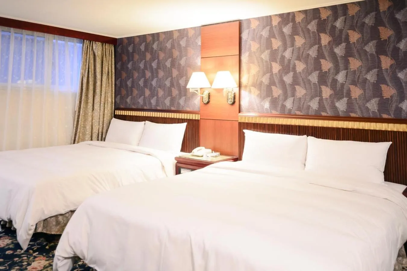 Kiwi Hotel MRT Wenxin Branch (Feng Chia Branch 1)