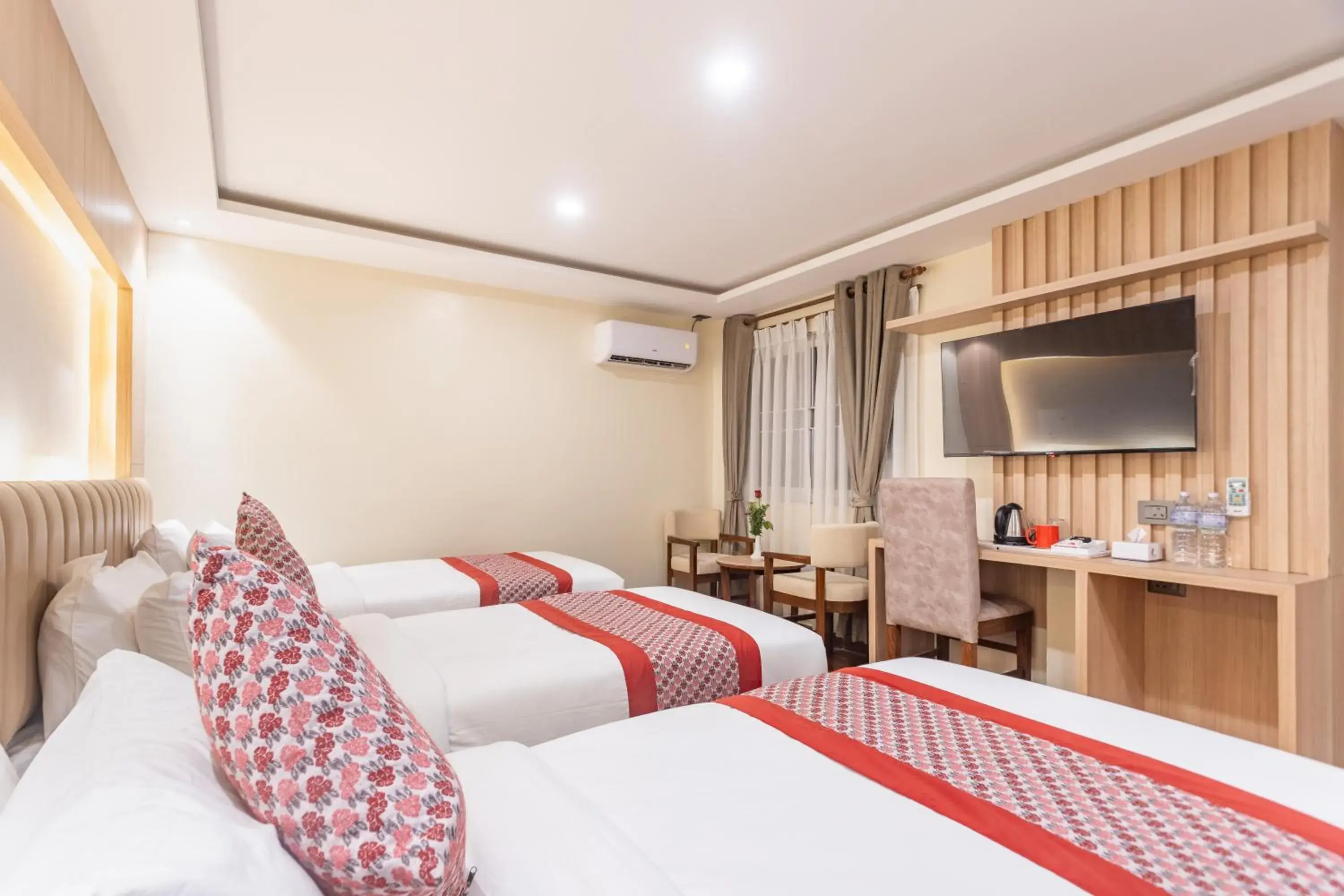 Deluxe Triple Room in Amarawati Boutique Hotel Deluxe Triple Room in Amarawati Boutique Hotel