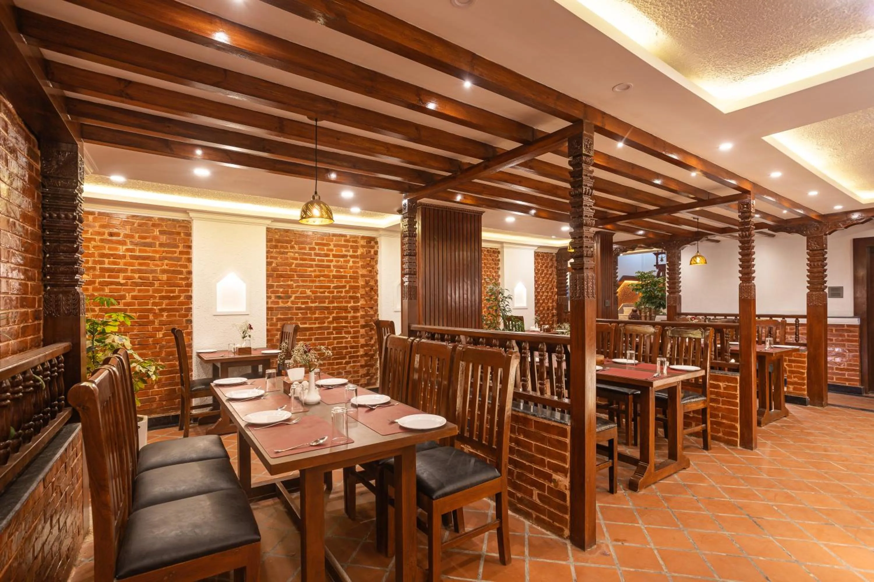 Restaurant/places to eat in Amarawati Boutique Hotel