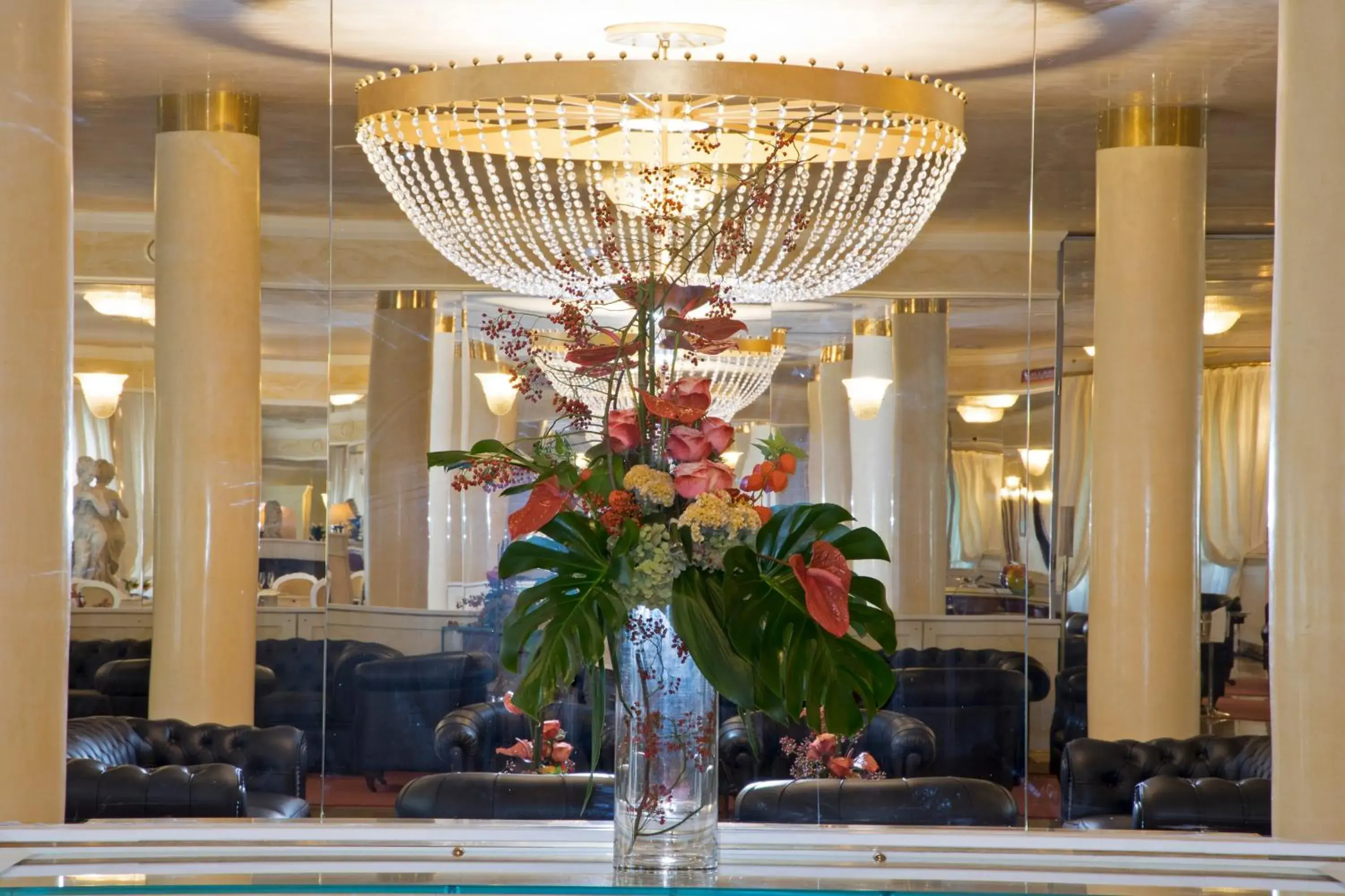 Lobby or reception in Villa Pace Park Hotel Bolognese Lobby or reception in Villa Pace Park Hotel Bolognese