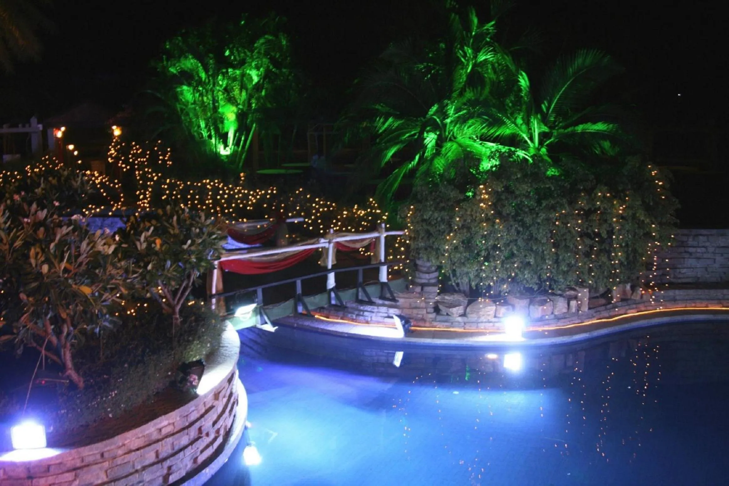 Swimming pool in Angsana Oasis Spa & Resort