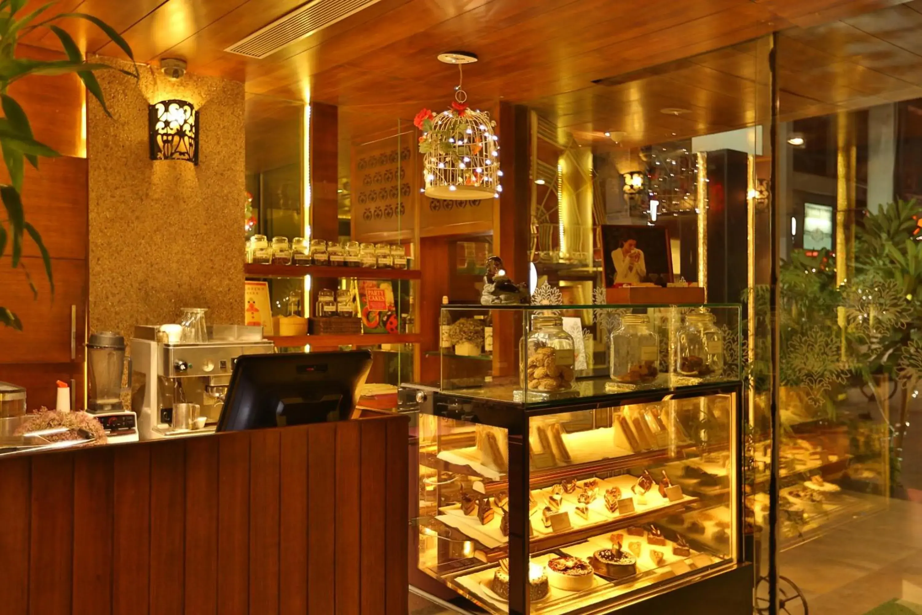 Restaurant/places to eat in Hotel Icon Restaurant/places to eat in Hotel Icon