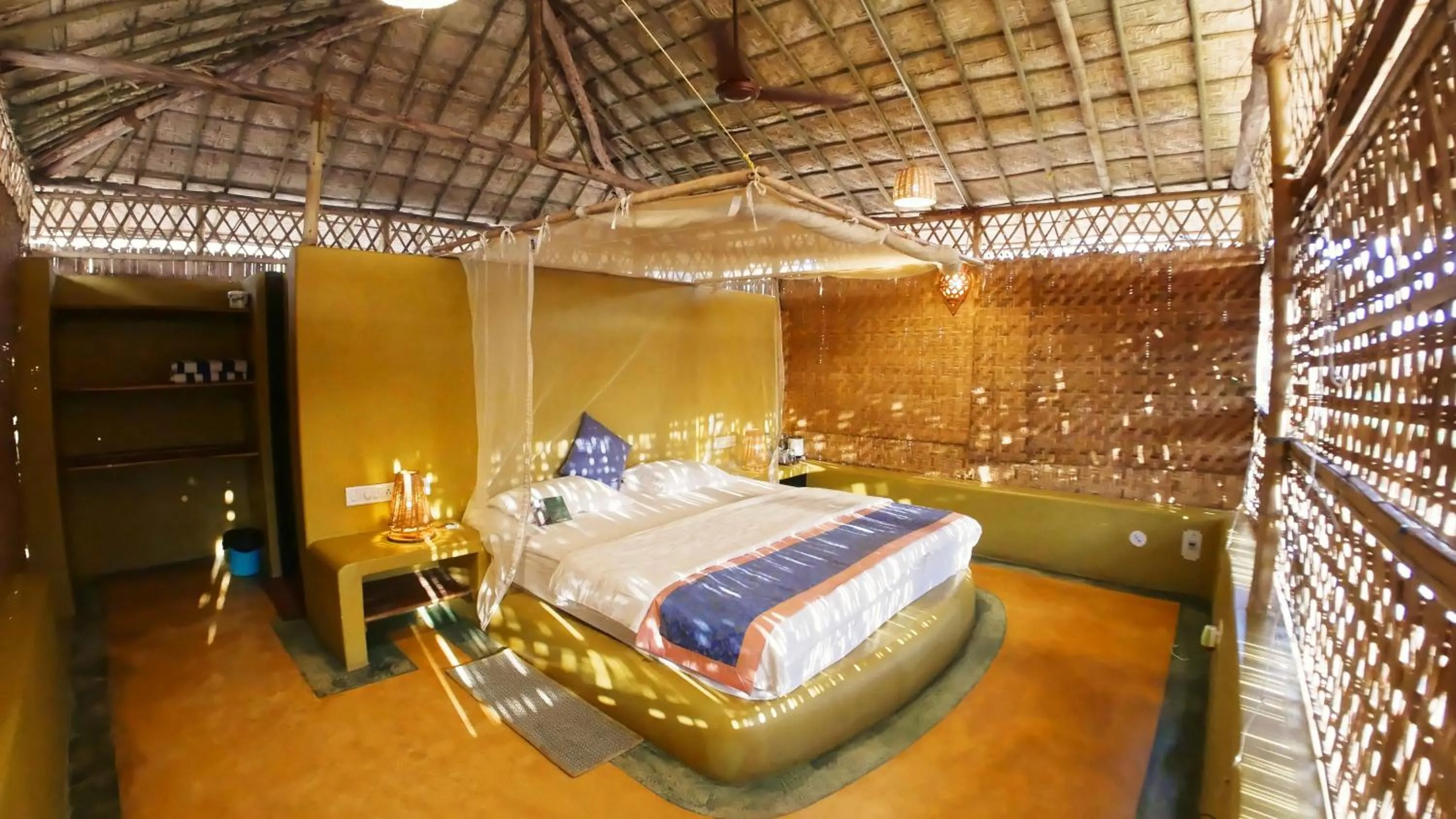 Coffee/tea facilities, Bed in Beach Street Eco Resort - Mandrem