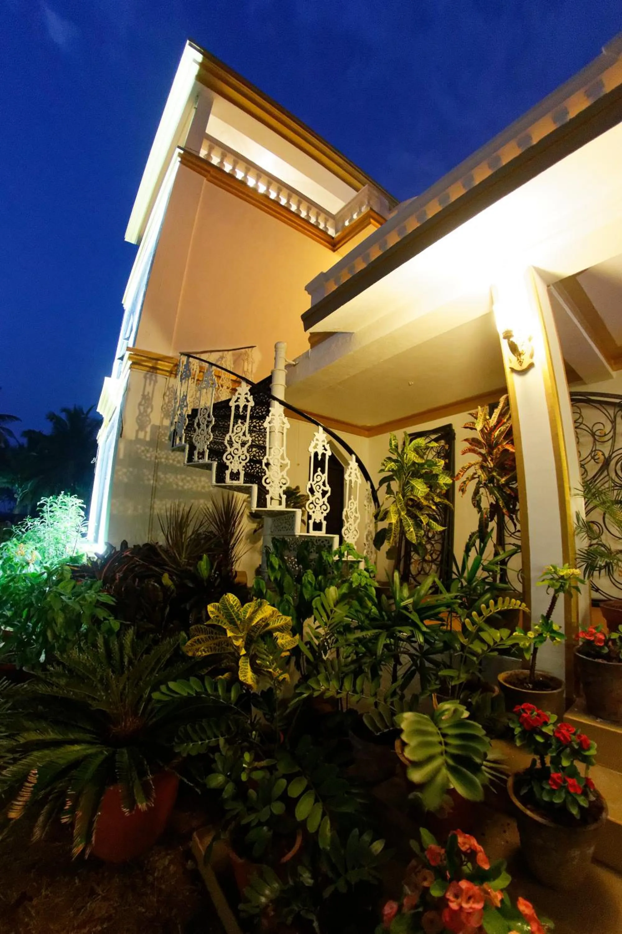 Restaurant/places to eat in Beach Street Eco Resort - Mandrem