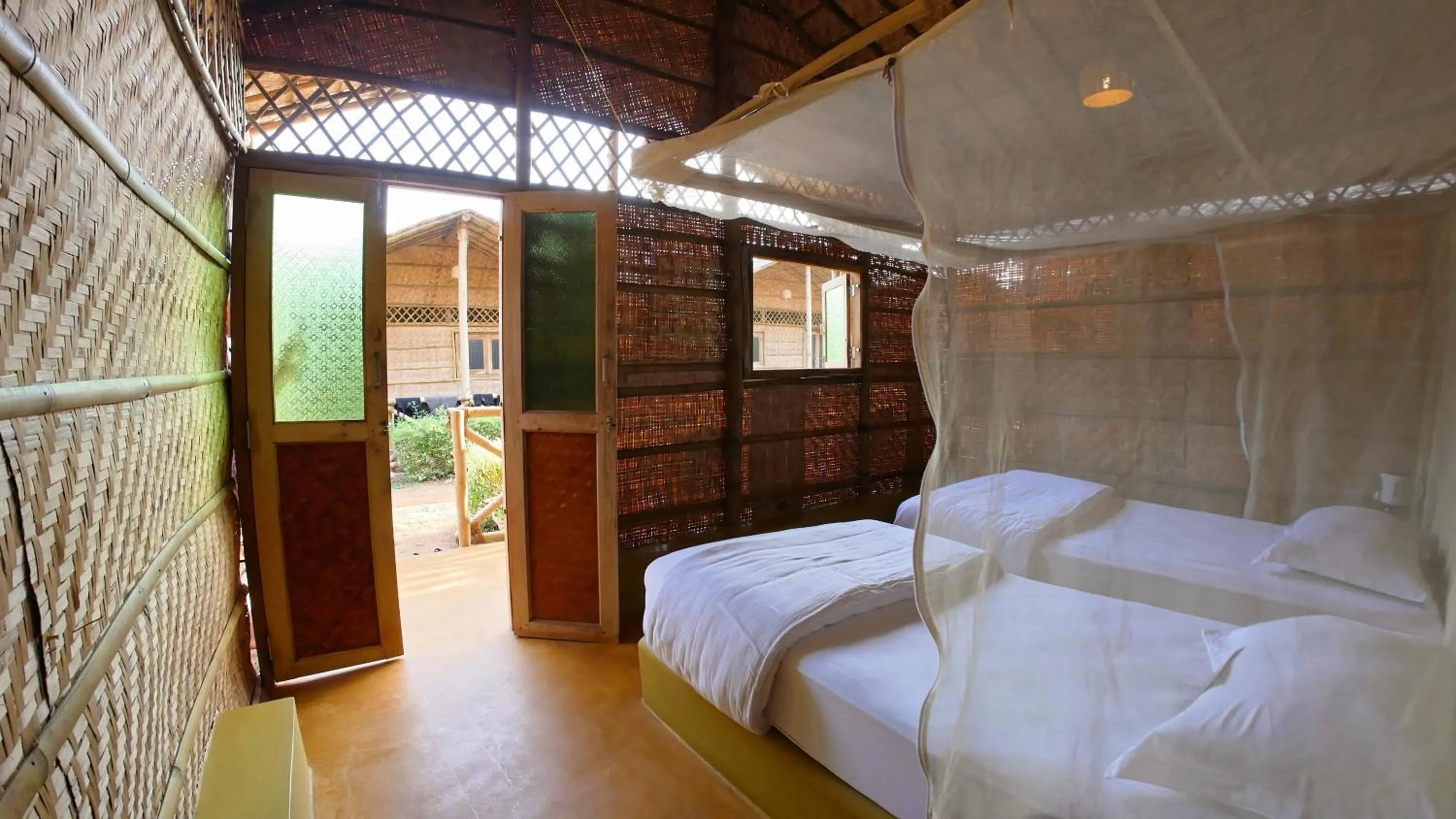 Living room, Bed in Beach Street Eco Resort - Mandrem