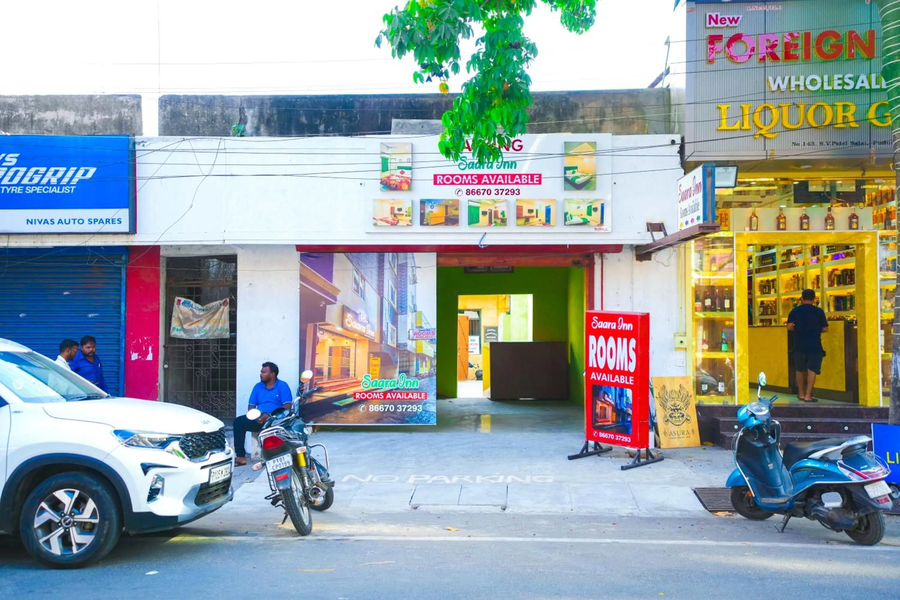 Parking in SAARA INN