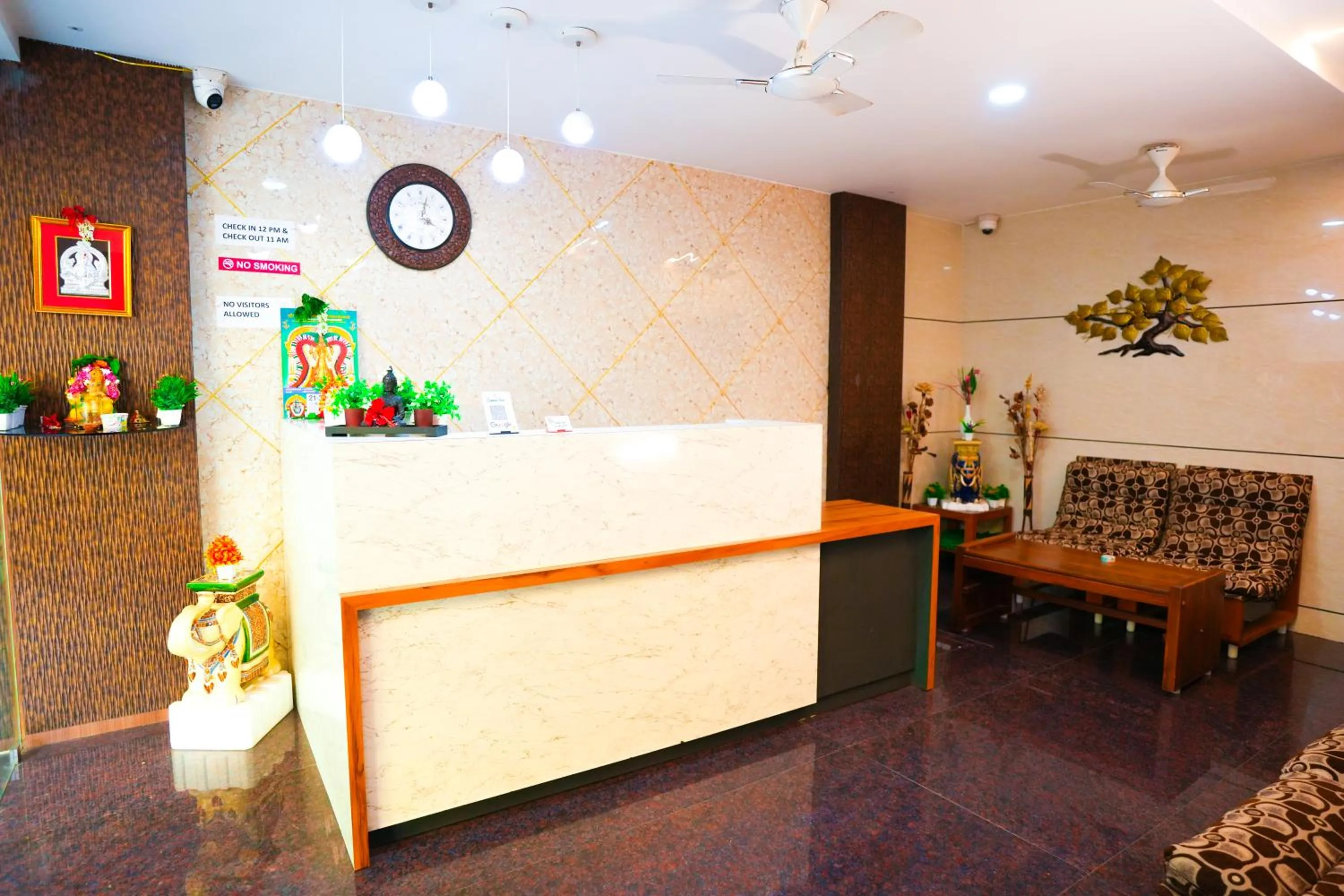 Lobby or reception in SAARA INN