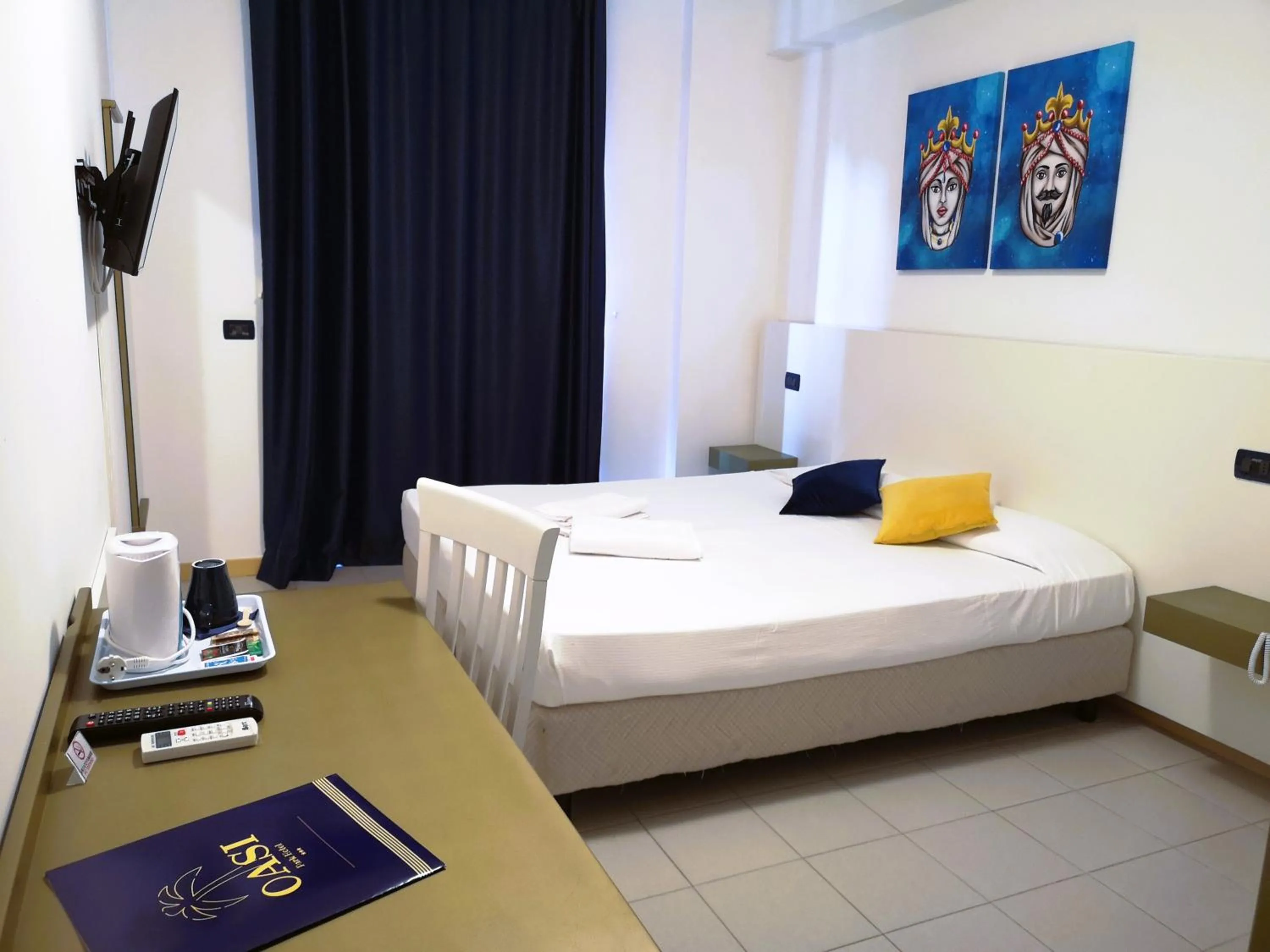 Bed in Oasi Park Hotel