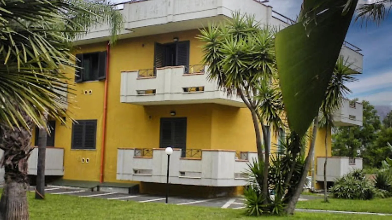 Property building in Oasi Park Hotel