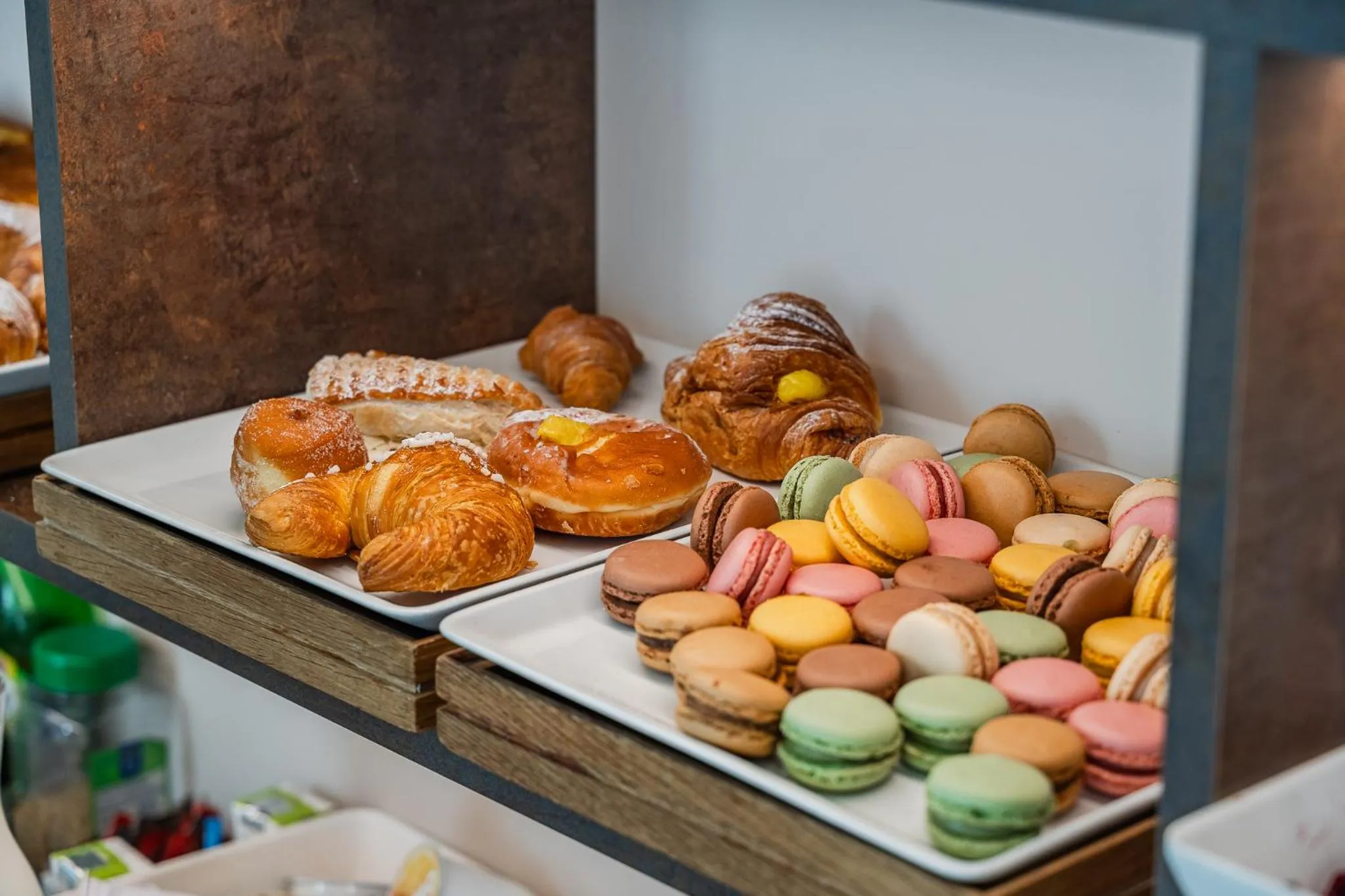 Breakfast in Hotel Astoria