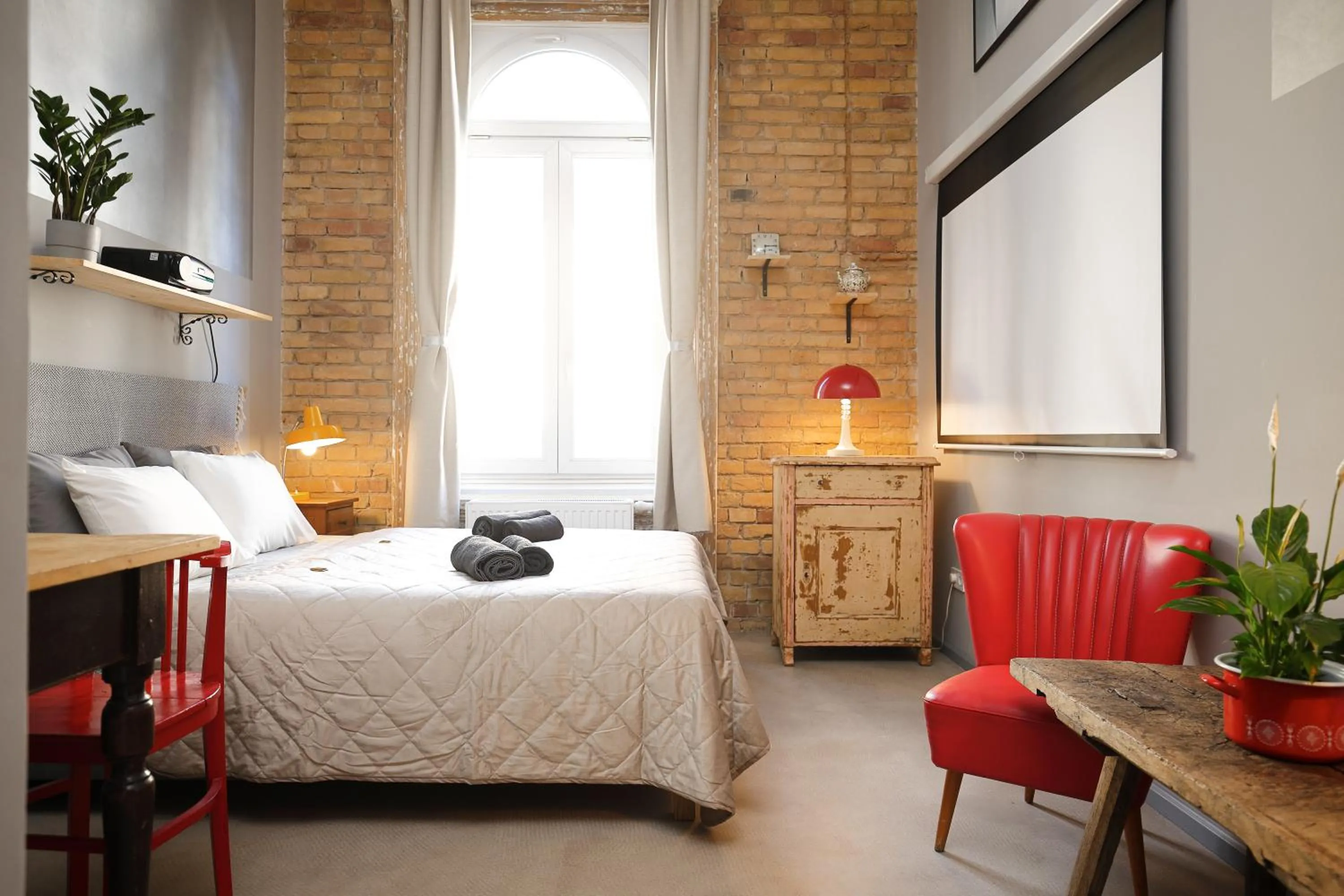Bed in BudapeStayz - Raday Rooms