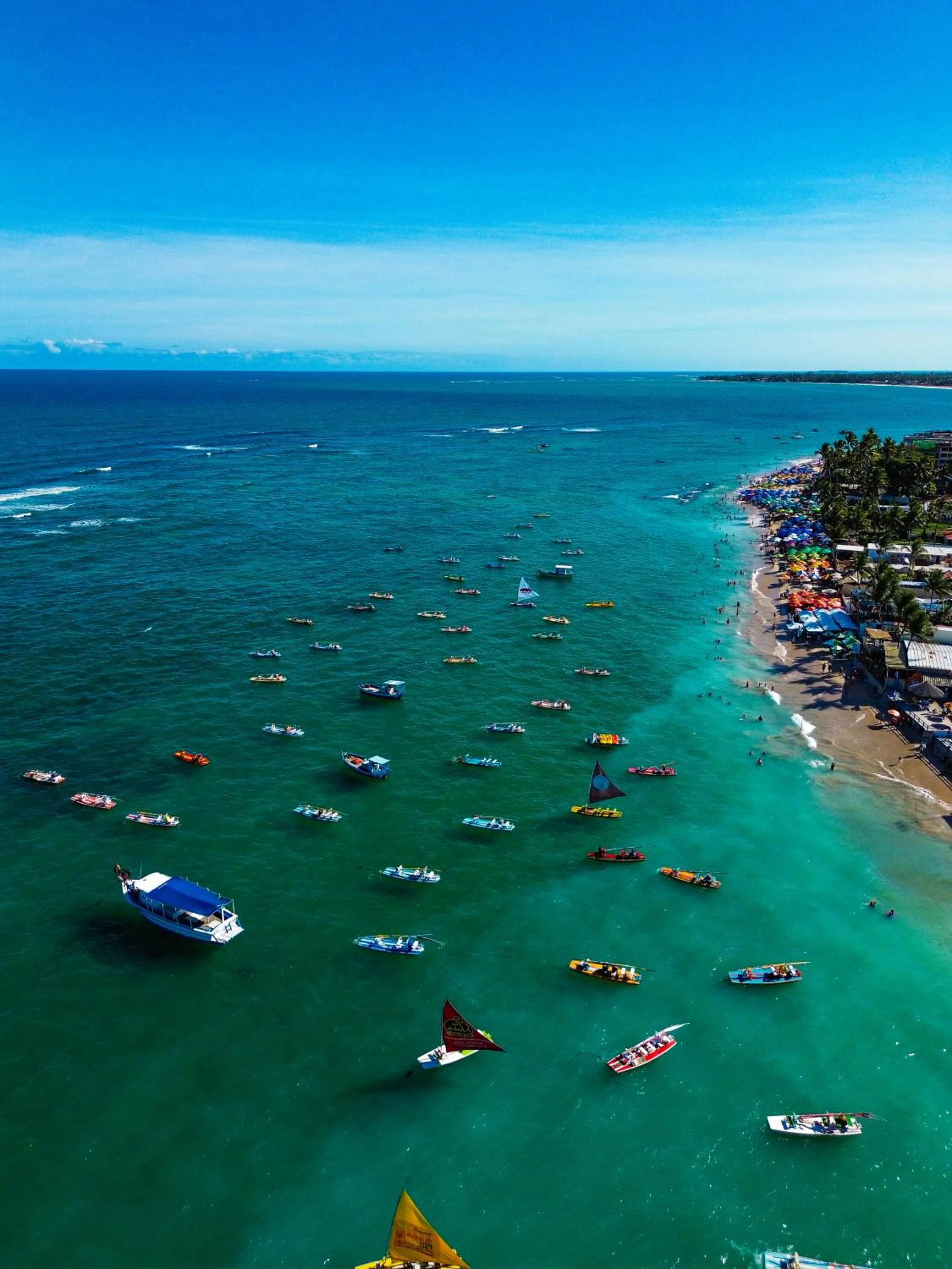 Beach in Atlântico Sul Hotel