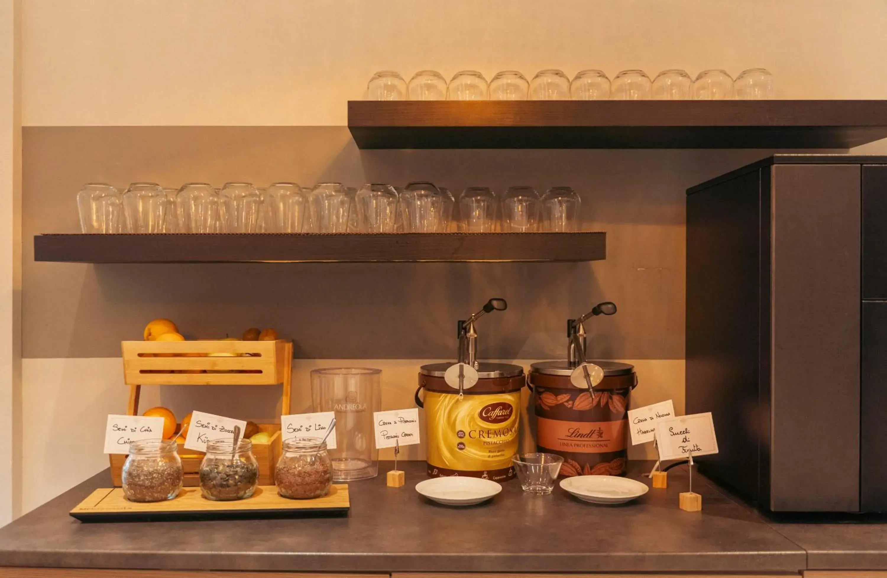 Restaurant/places to eat in Hotel Rosa Restaurant/places to eat in Hotel Rosa