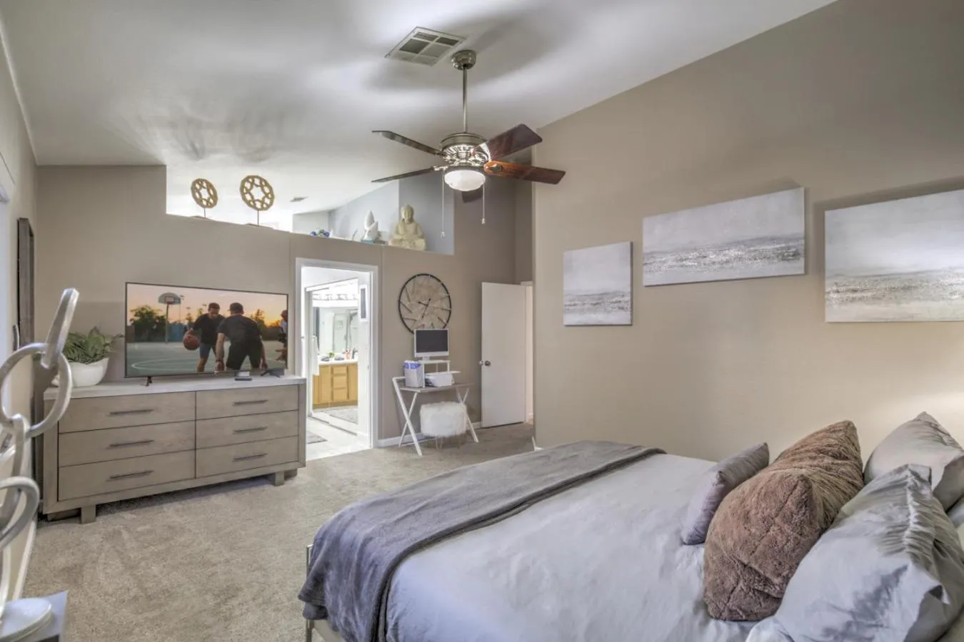 Bed in Family Fun for Everyone in Las Vegas- 4 Bedrooms, Billiards, Game Room