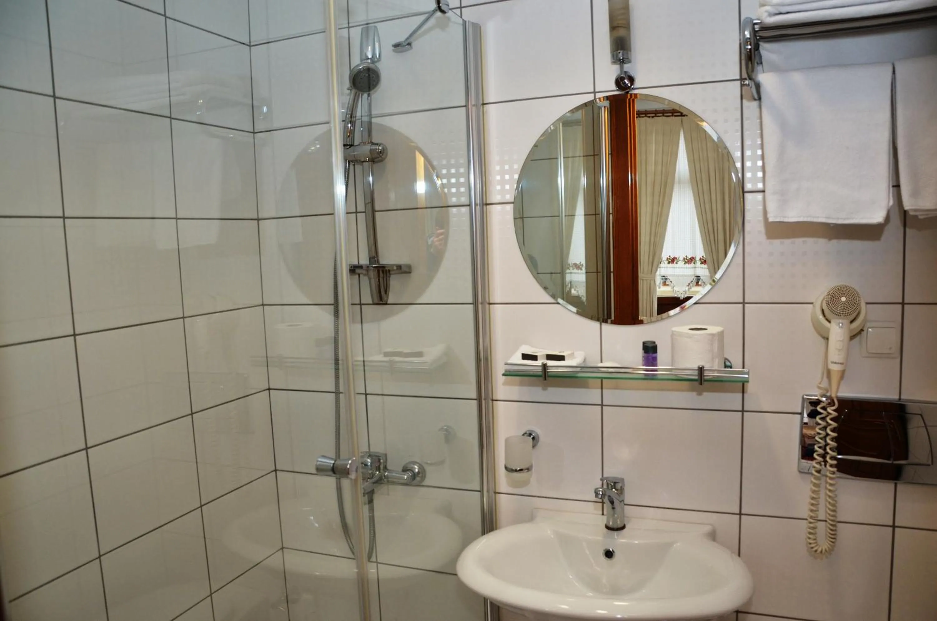 Shower in Safran Hotel