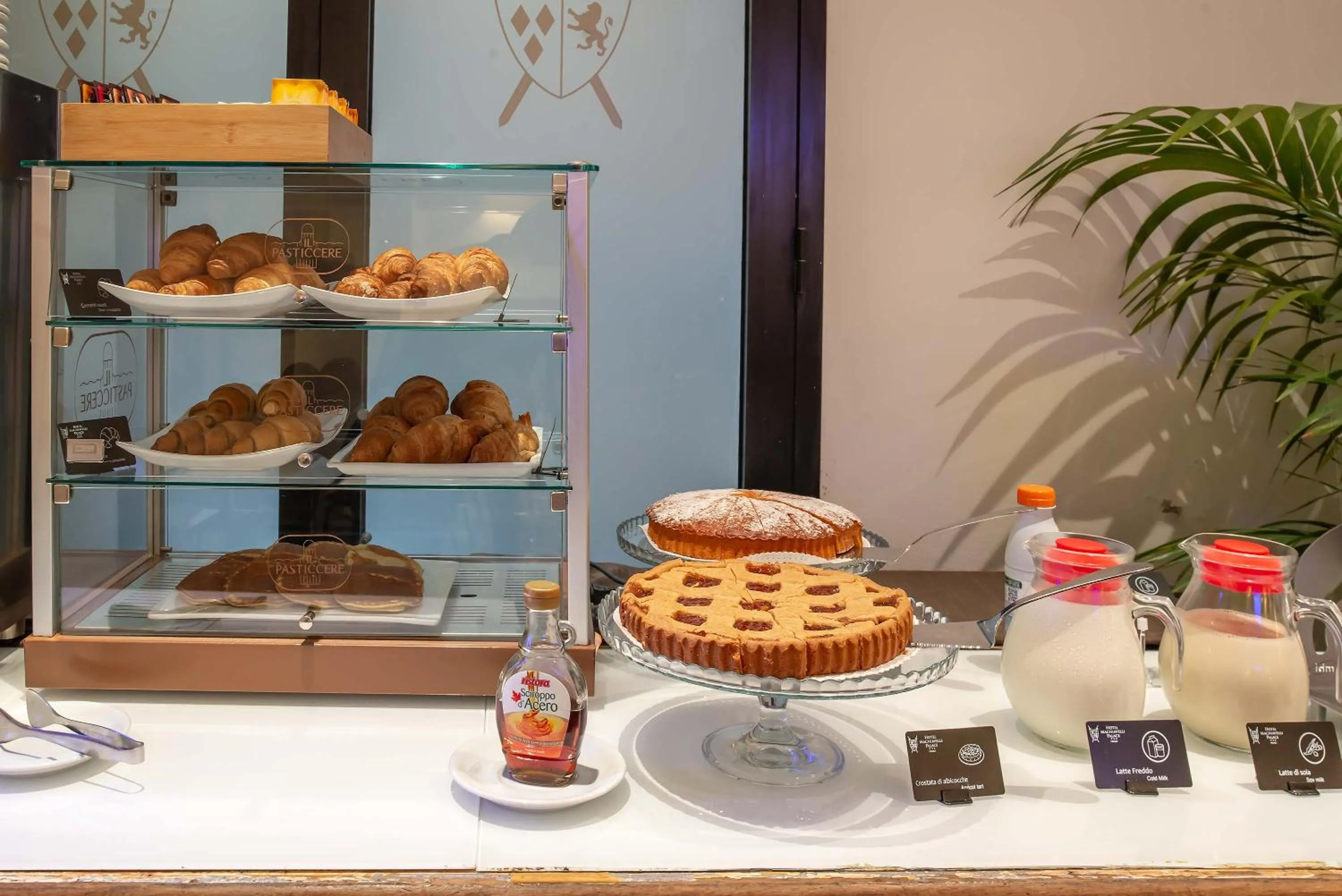 Breakfast in Hotel Machiavelli Palace