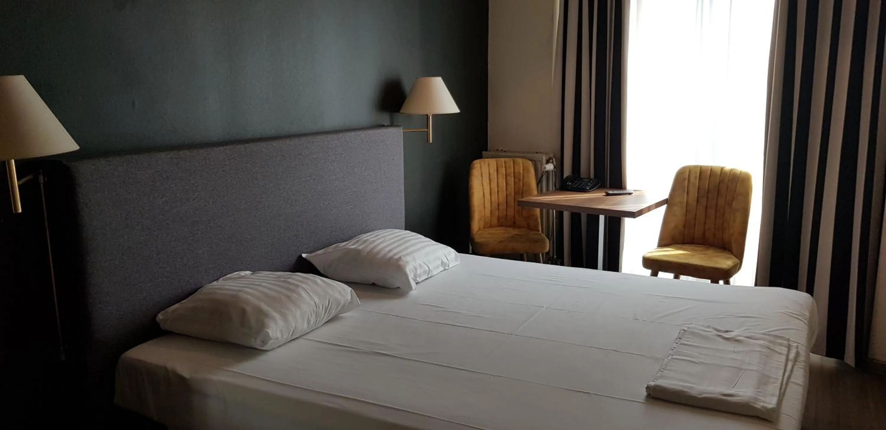 Bedroom, Bed in Hotel Aviation