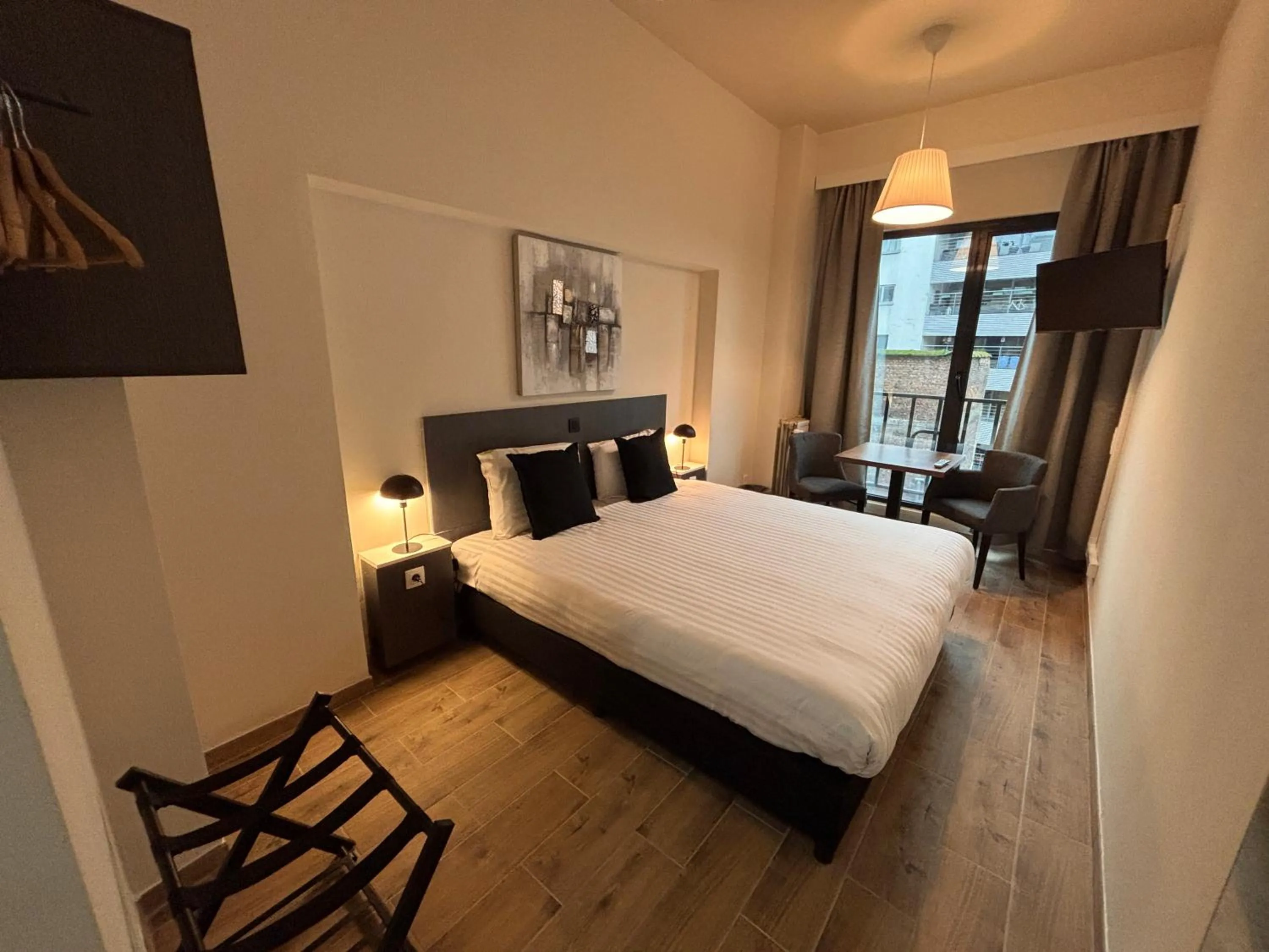 Property building, Bed in Hotel Aviation