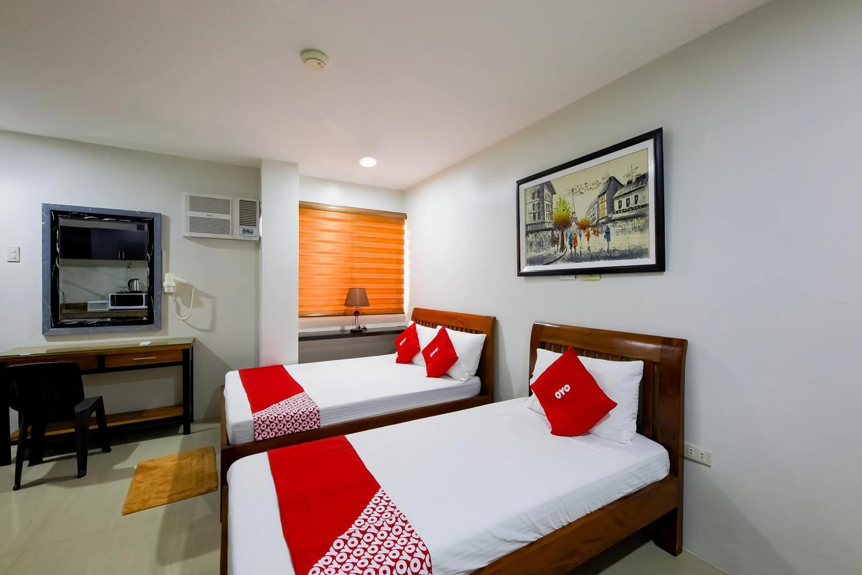 Bedroom in OYO 848 Dona Aurora Condotel