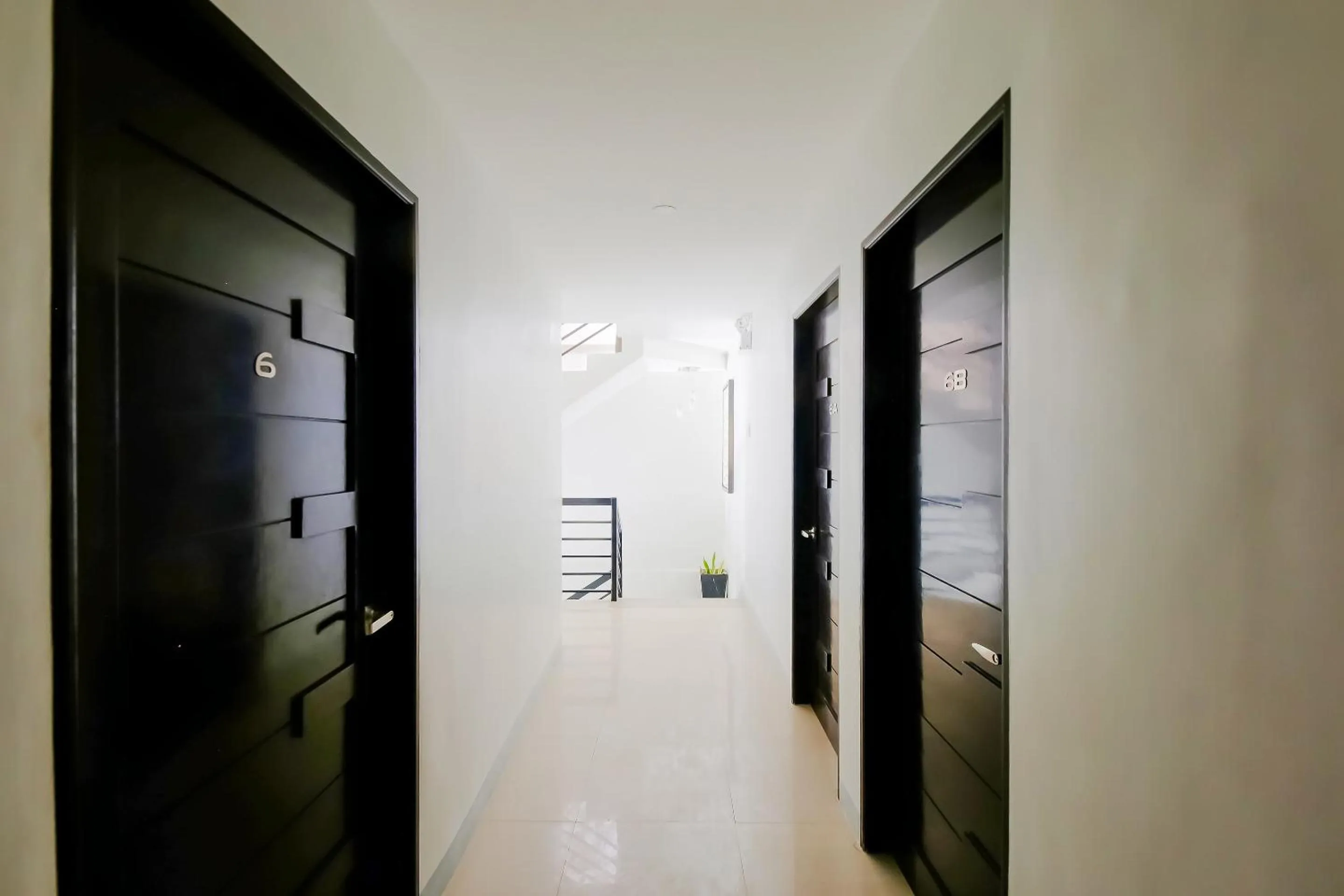 Lobby or reception in OYO 848 Dona Aurora Condotel