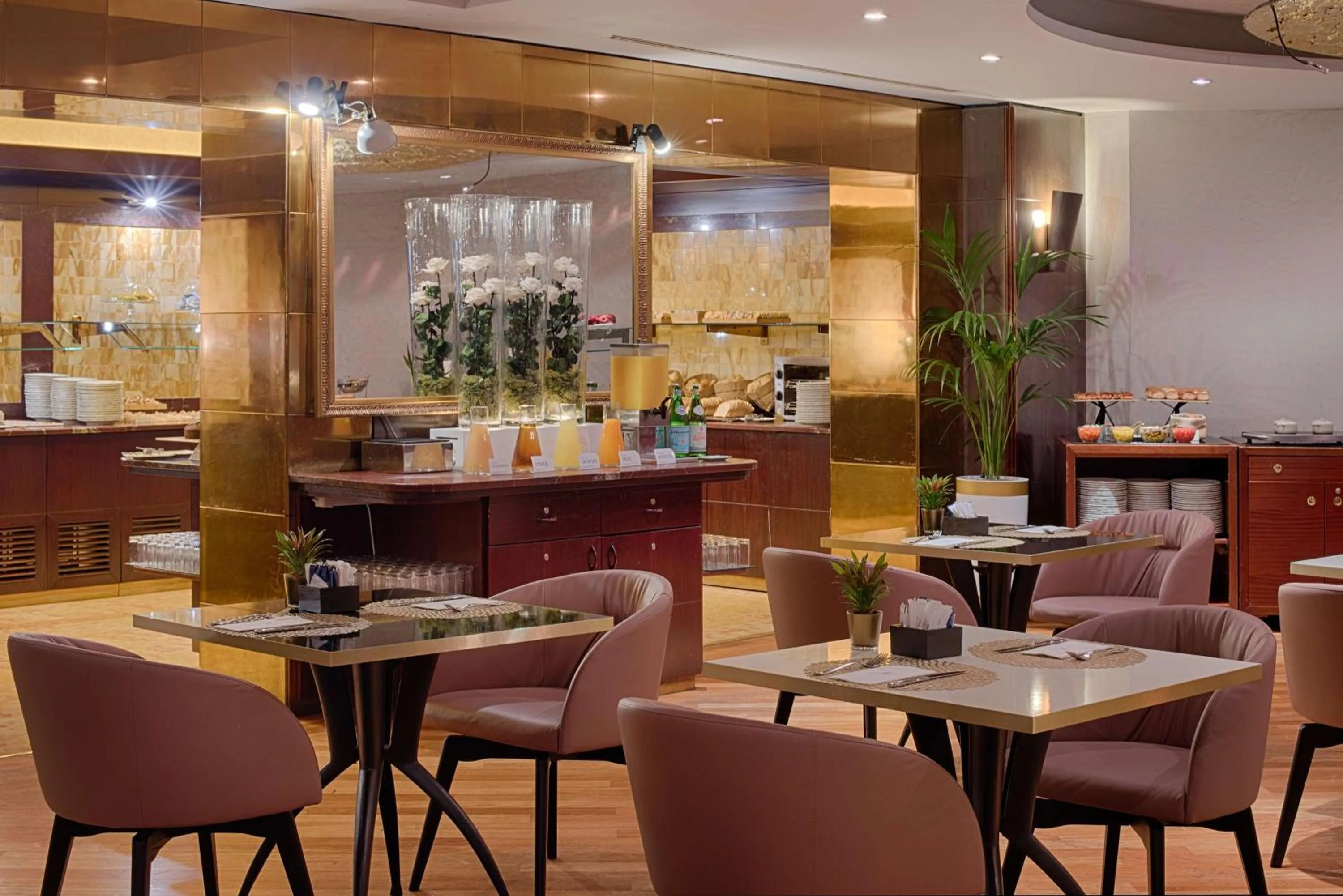 Breakfast in NH Roma Villa Carpegna