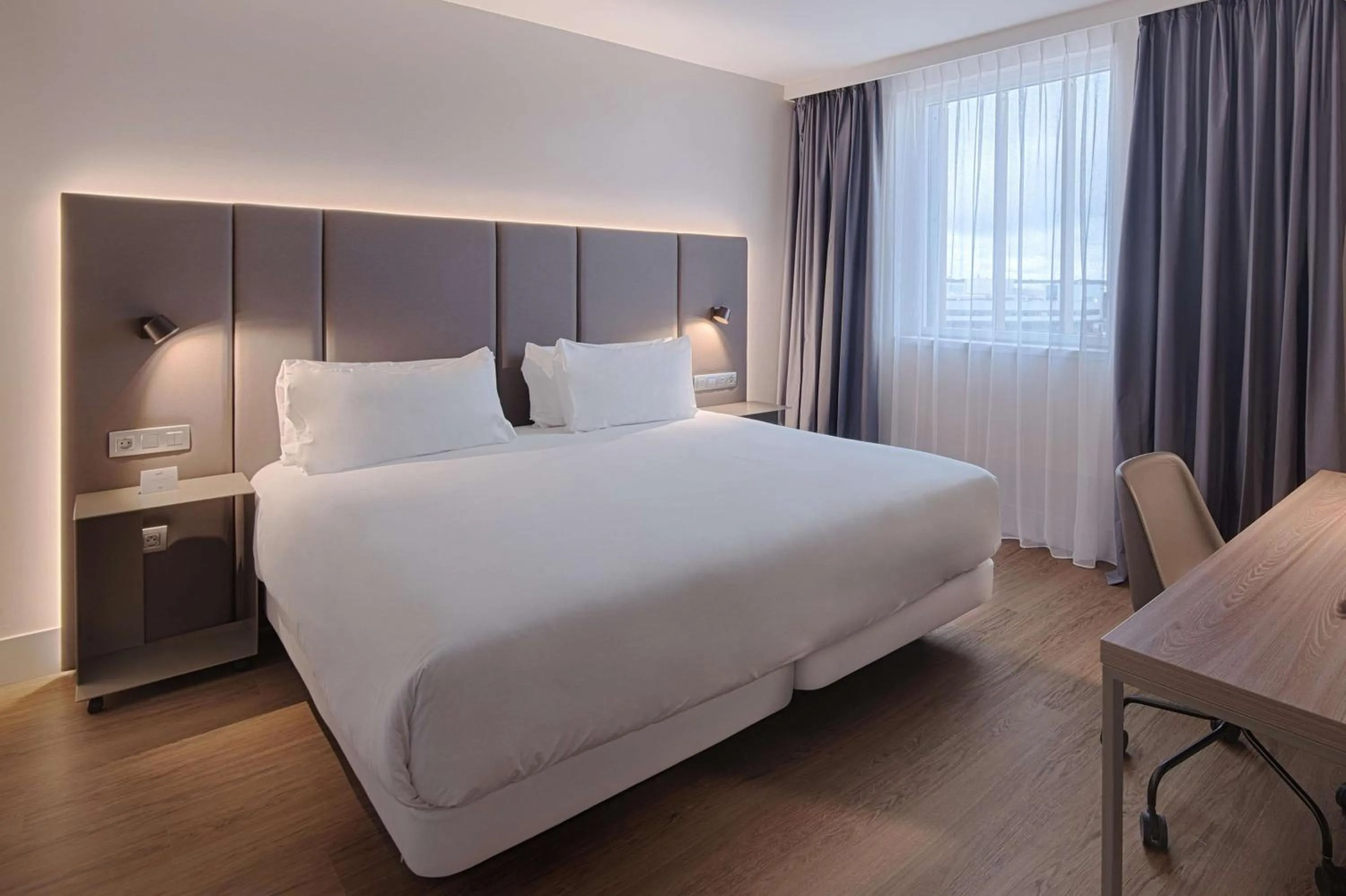 Bedroom, Bed in NH Roma Villa Carpegna