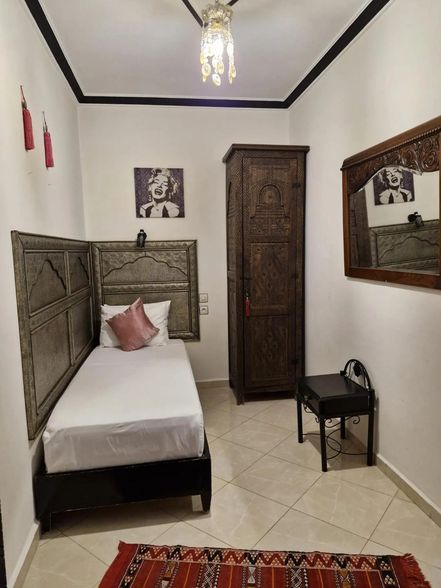 Bedroom, Bed in Riad De La Semaine