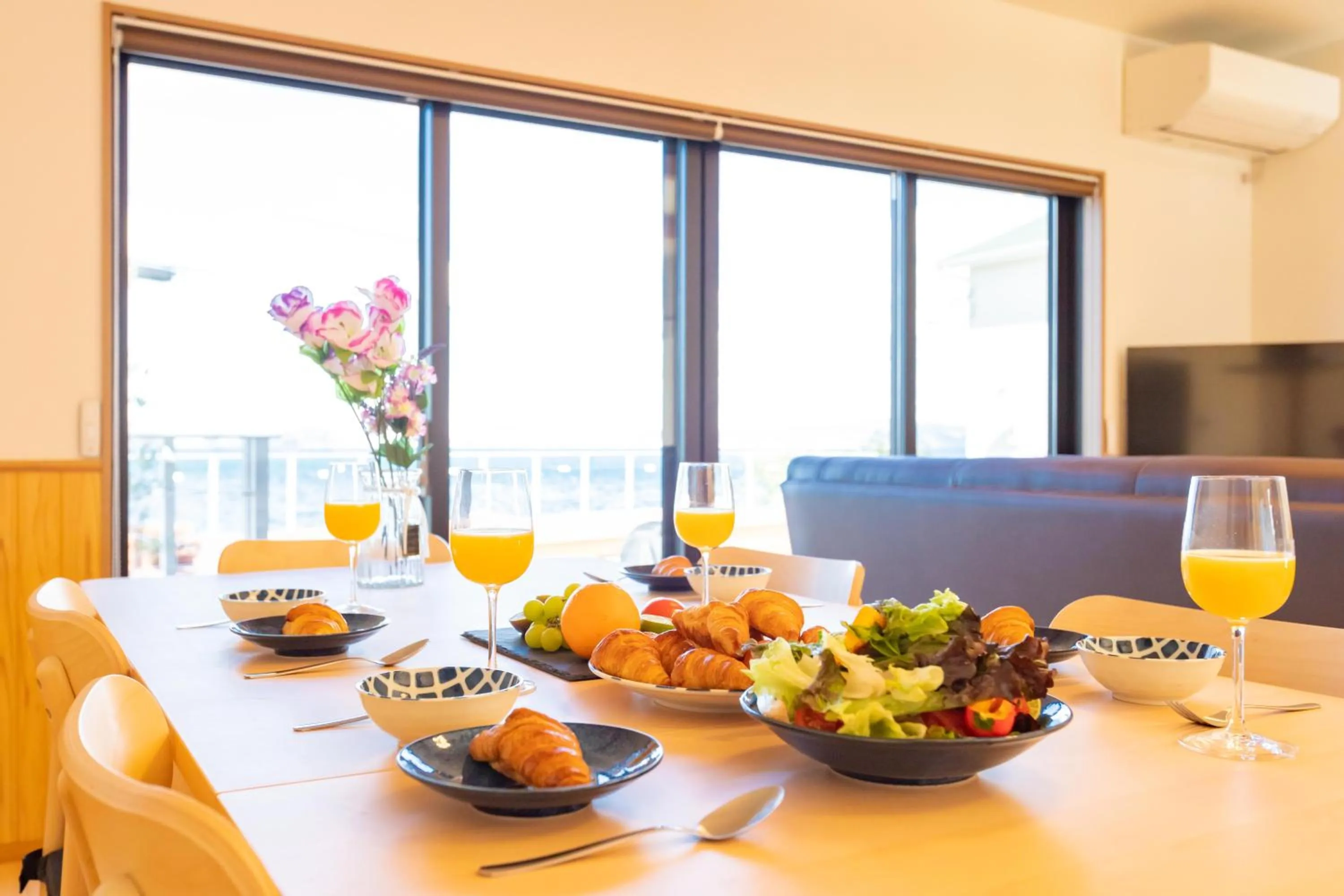 Dining area in オーシャンヴィラ鳴門-Ocean Villa Naruto-