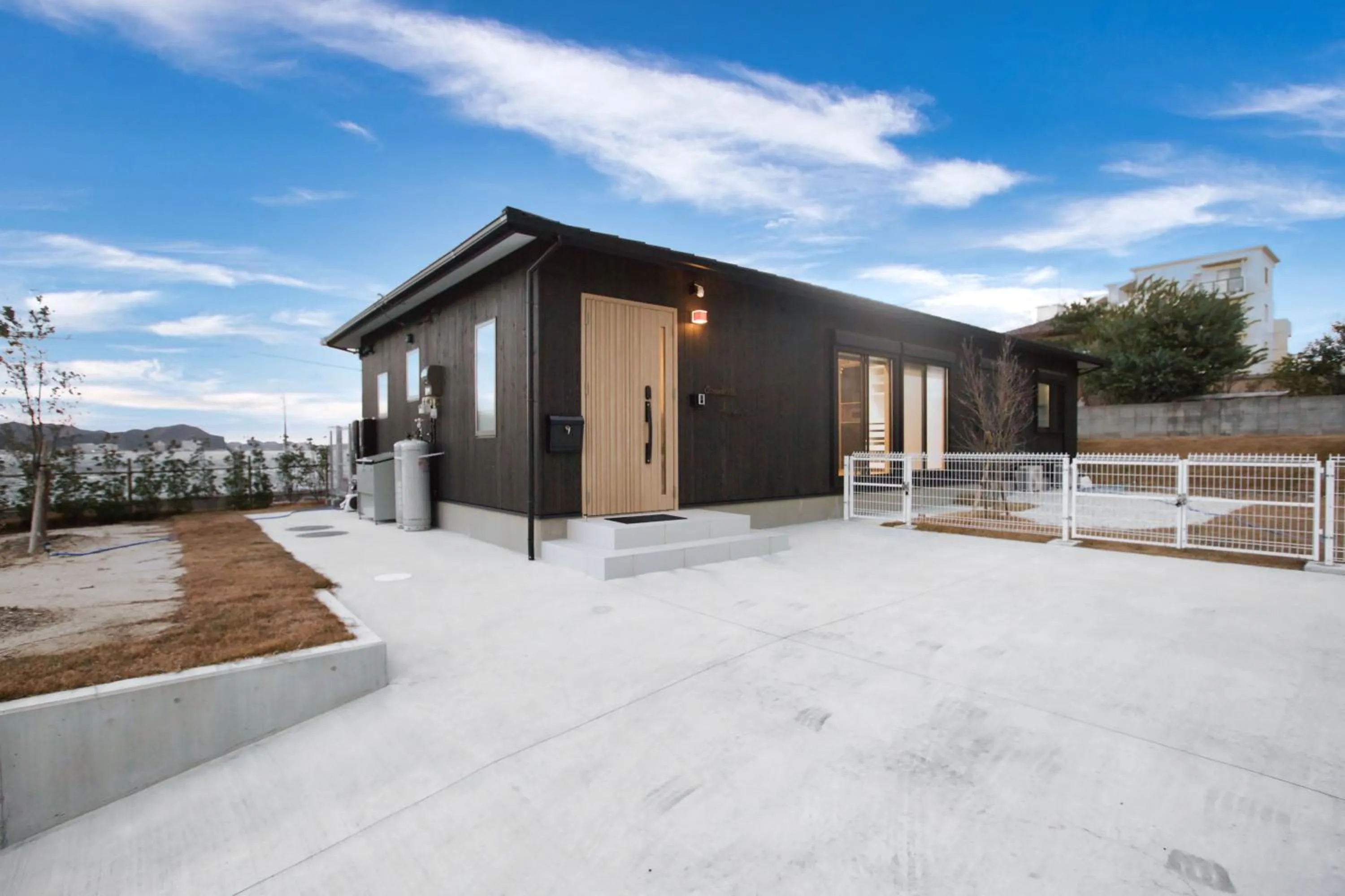 Property building in オーシャンヴィラ鳴門-Ocean Villa Naruto-