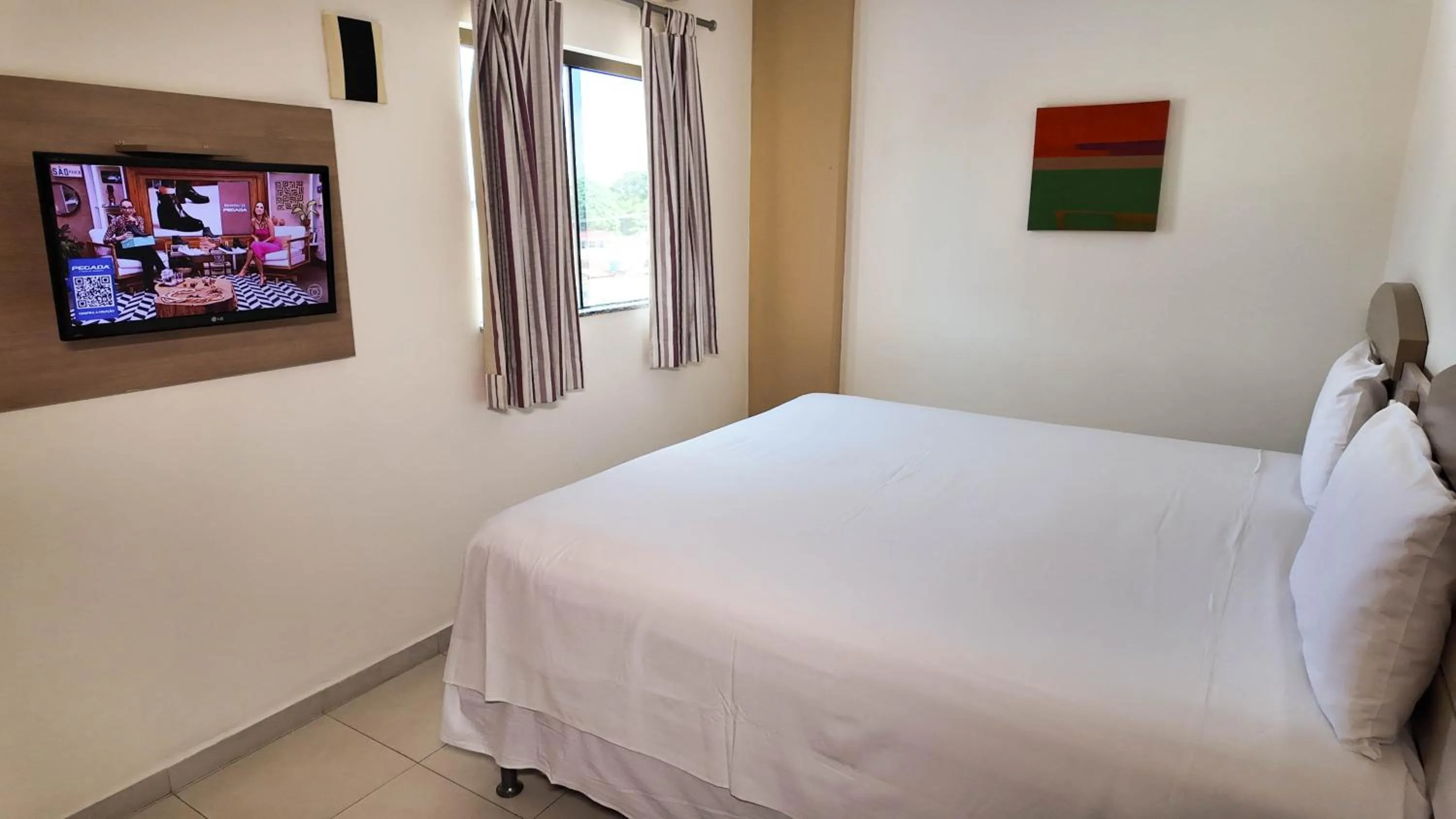 Bedroom, Bed in Larison Executive - by Easy Hotéis