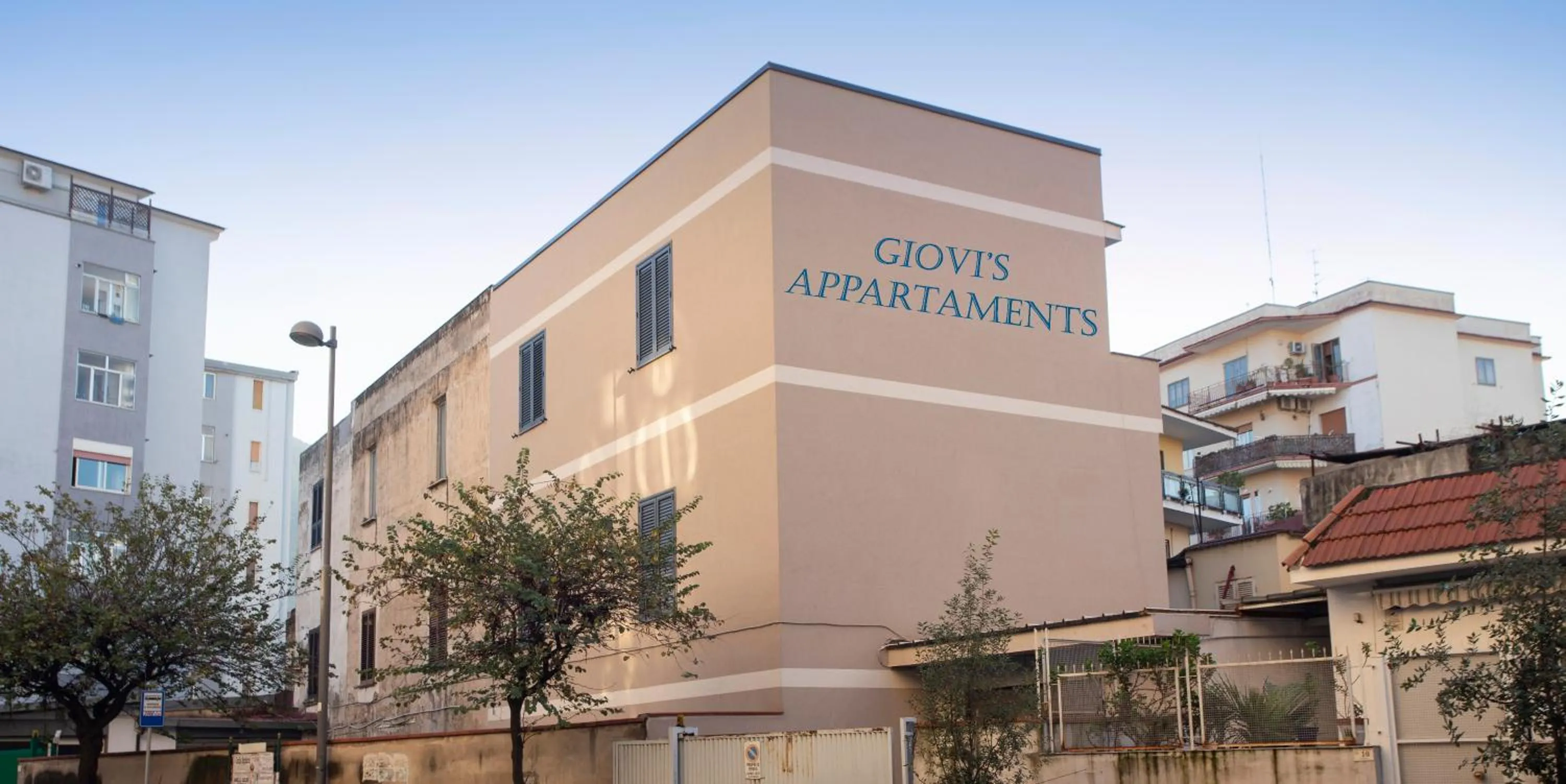 Giovi's Apartments