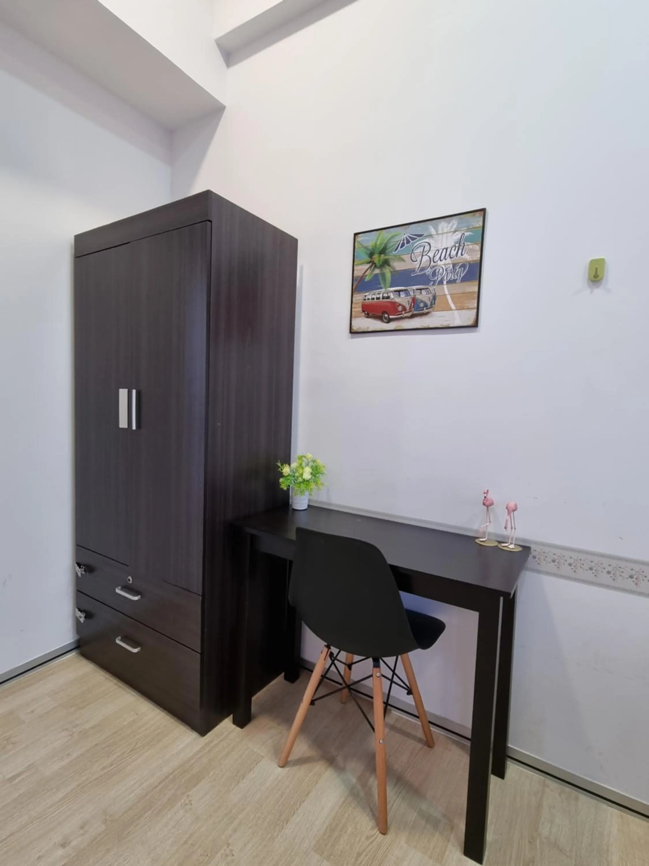 Bedroom in FREE Parking Revo Aurora I 2Bedroom l 5pax I Pavilion2