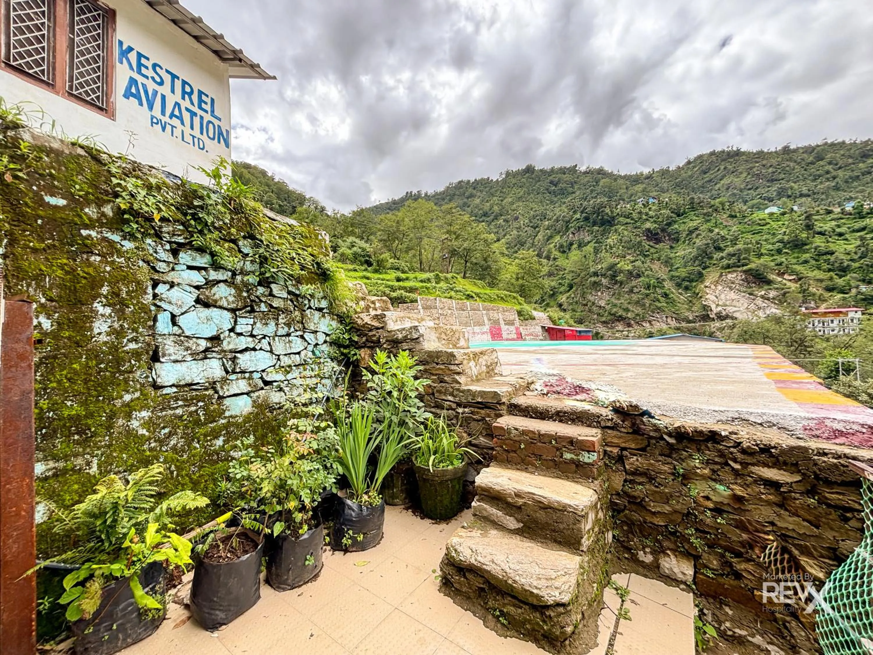 Day in The Sona Heli Resort